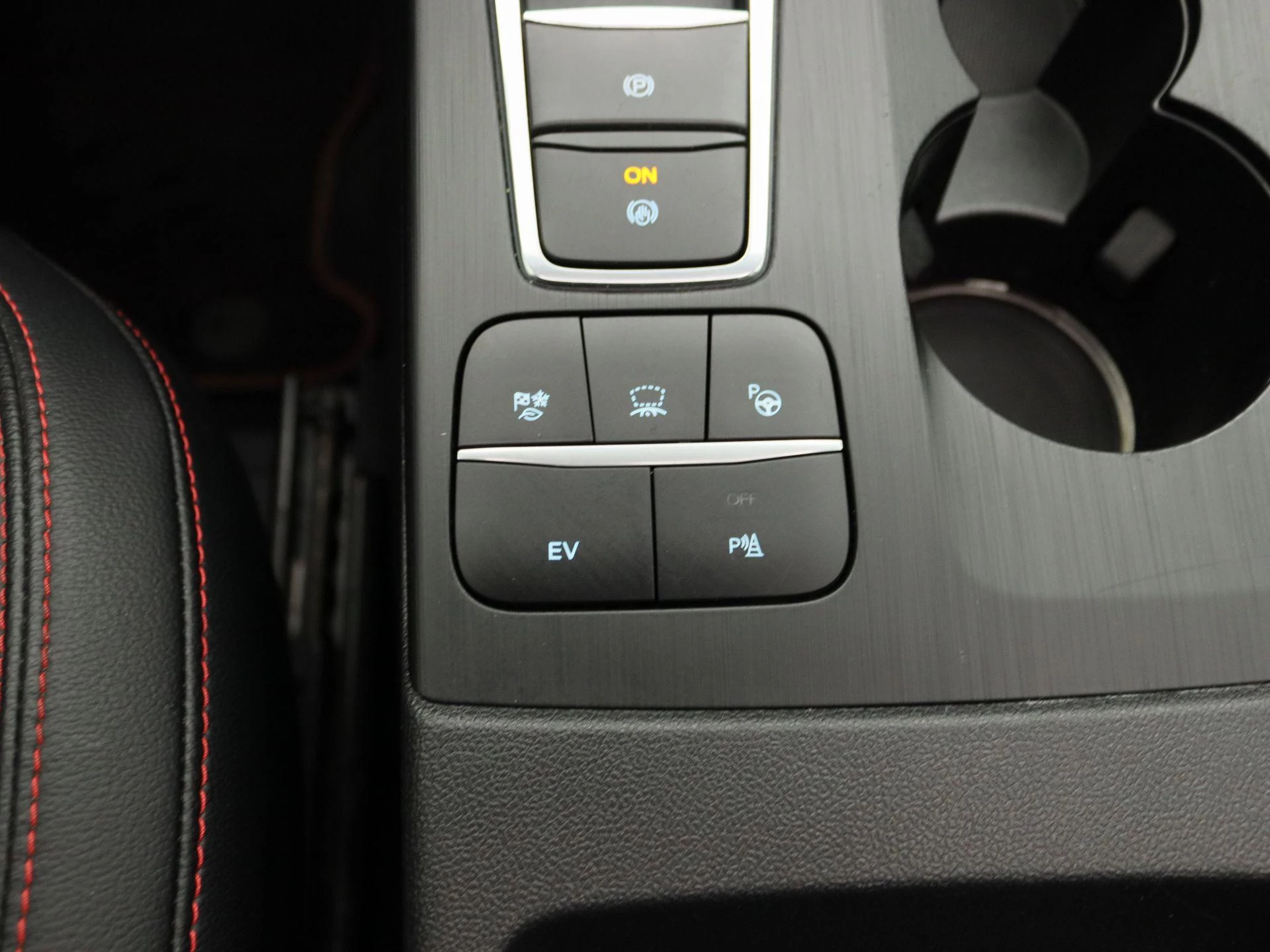 Ford-Kuga-image-12