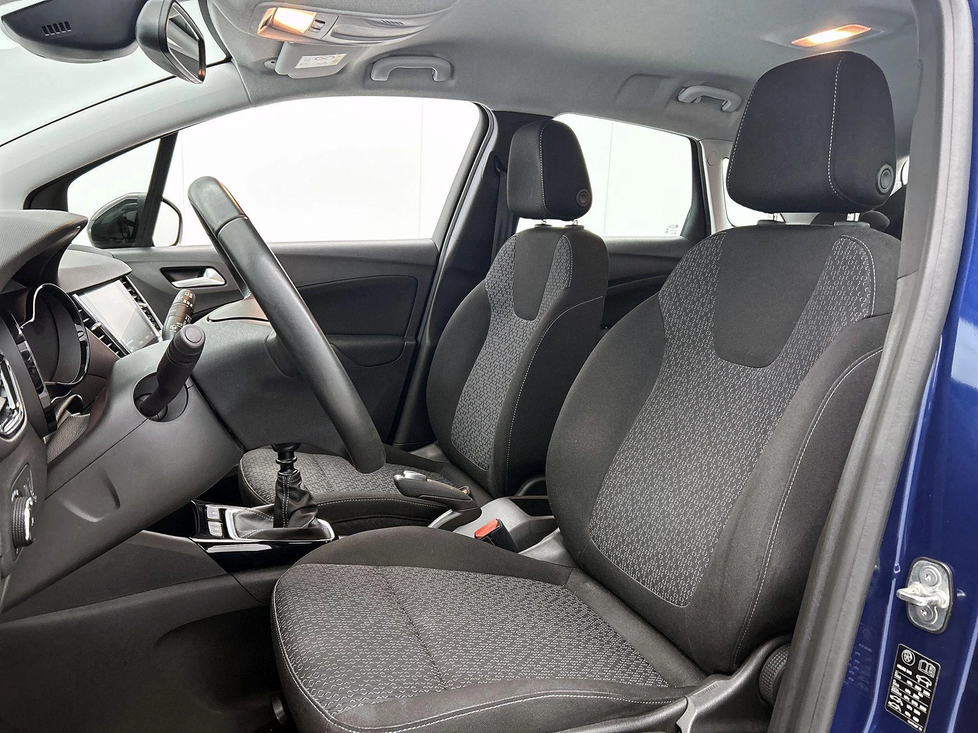 Opel-Crossland-image-33