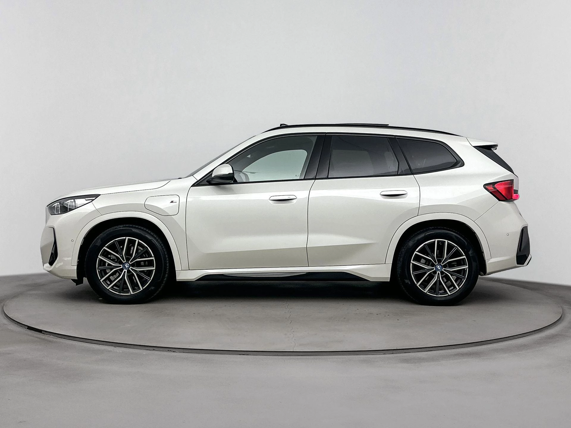 BMW-X1-image-1