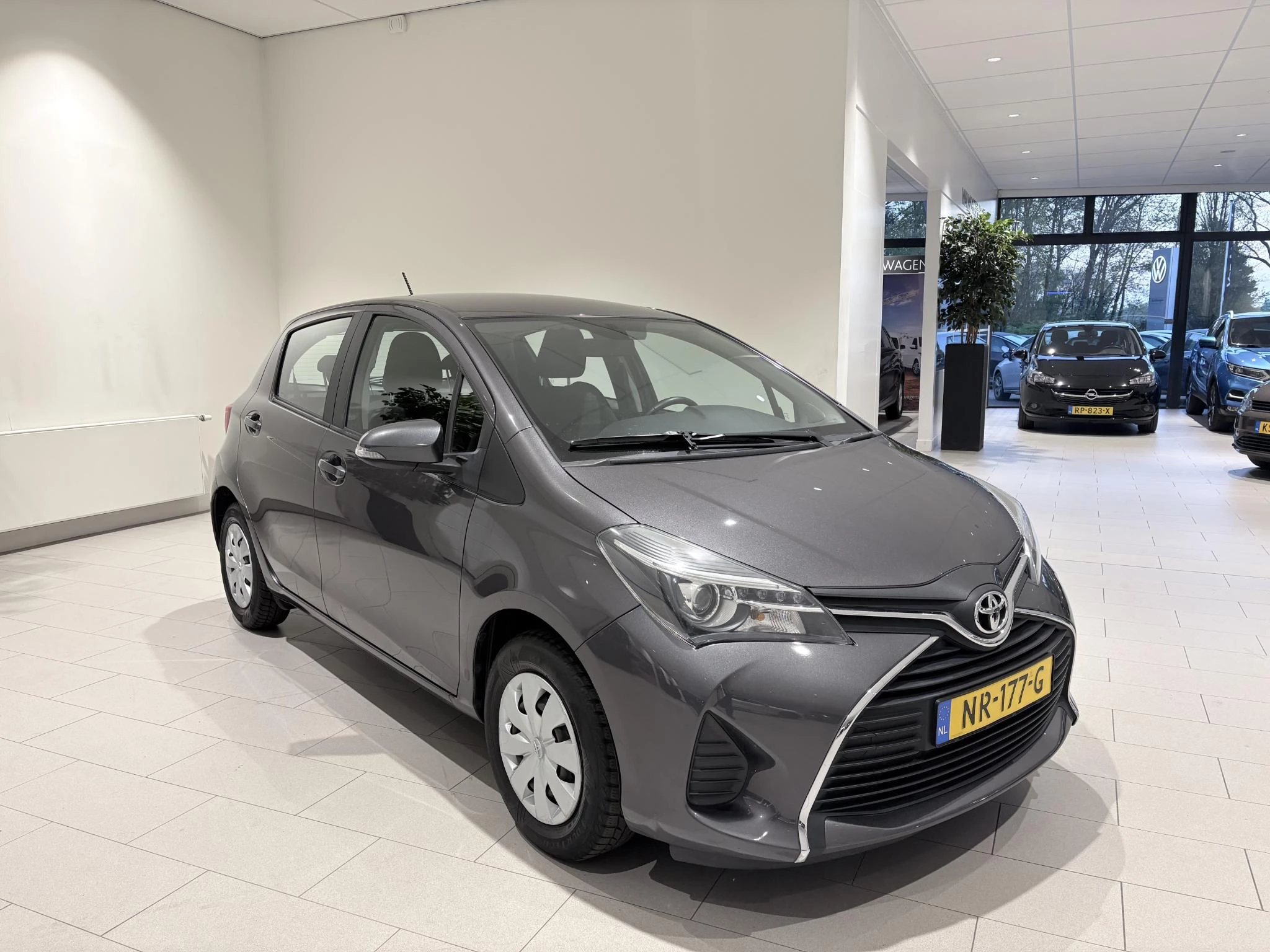 Toyota-Yaris-image-6