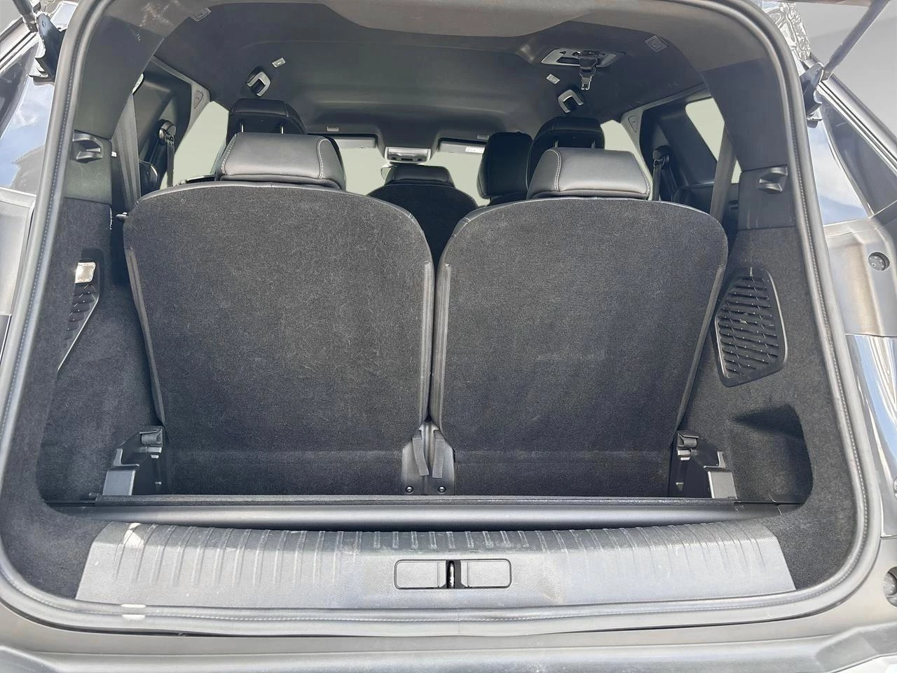 Peugeot 5008 1.2 HYBRID 145 e-DSC6 Allure