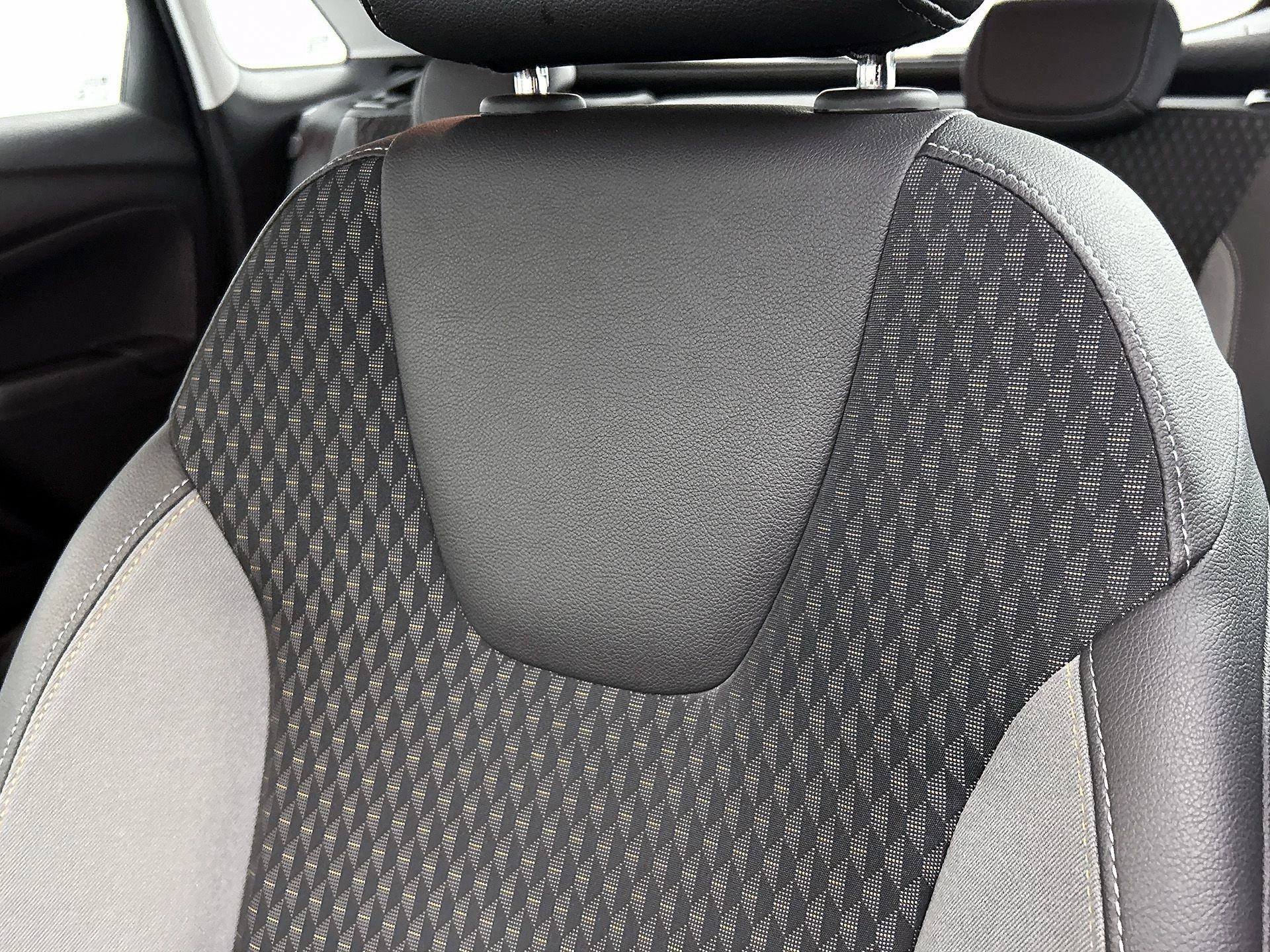 Opel-Crossland X-image-18