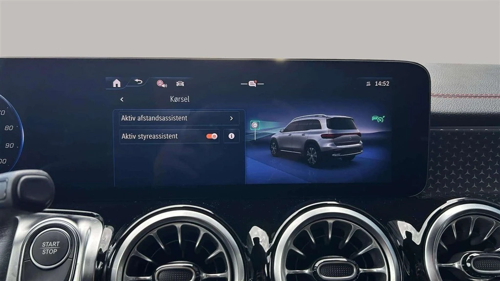 Mercedes-Benz-EQB-image-16