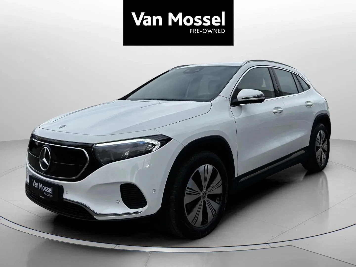 Mercedes-Benz-EQA-image-0