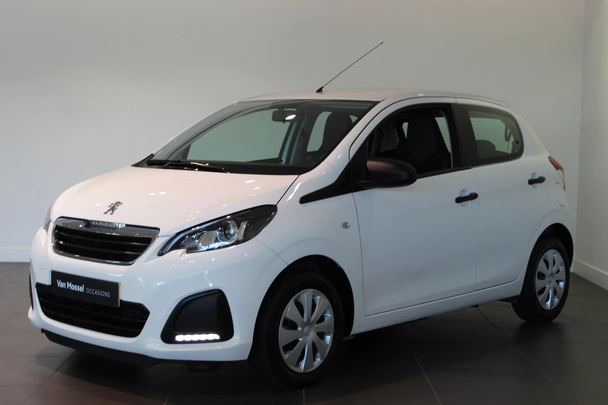 Peugeot-108-image-14