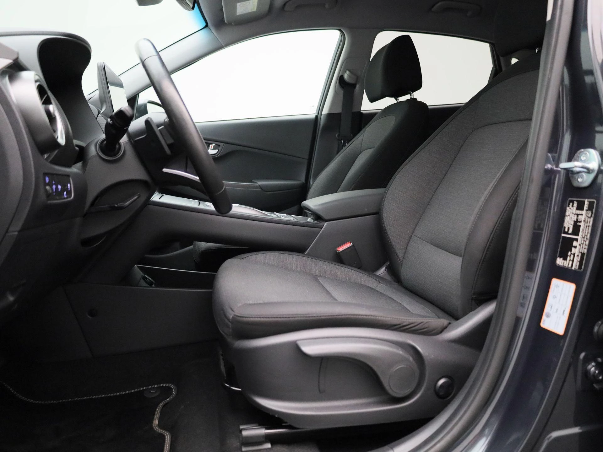 Hyundai-Kona-image-11