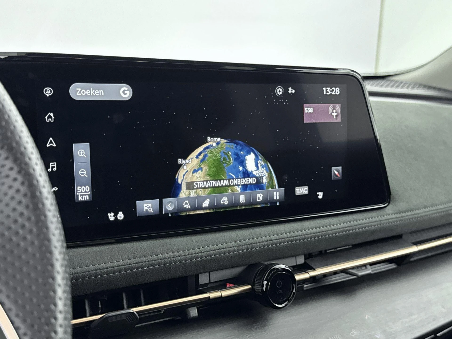 Nissan-ARIYA-image-12