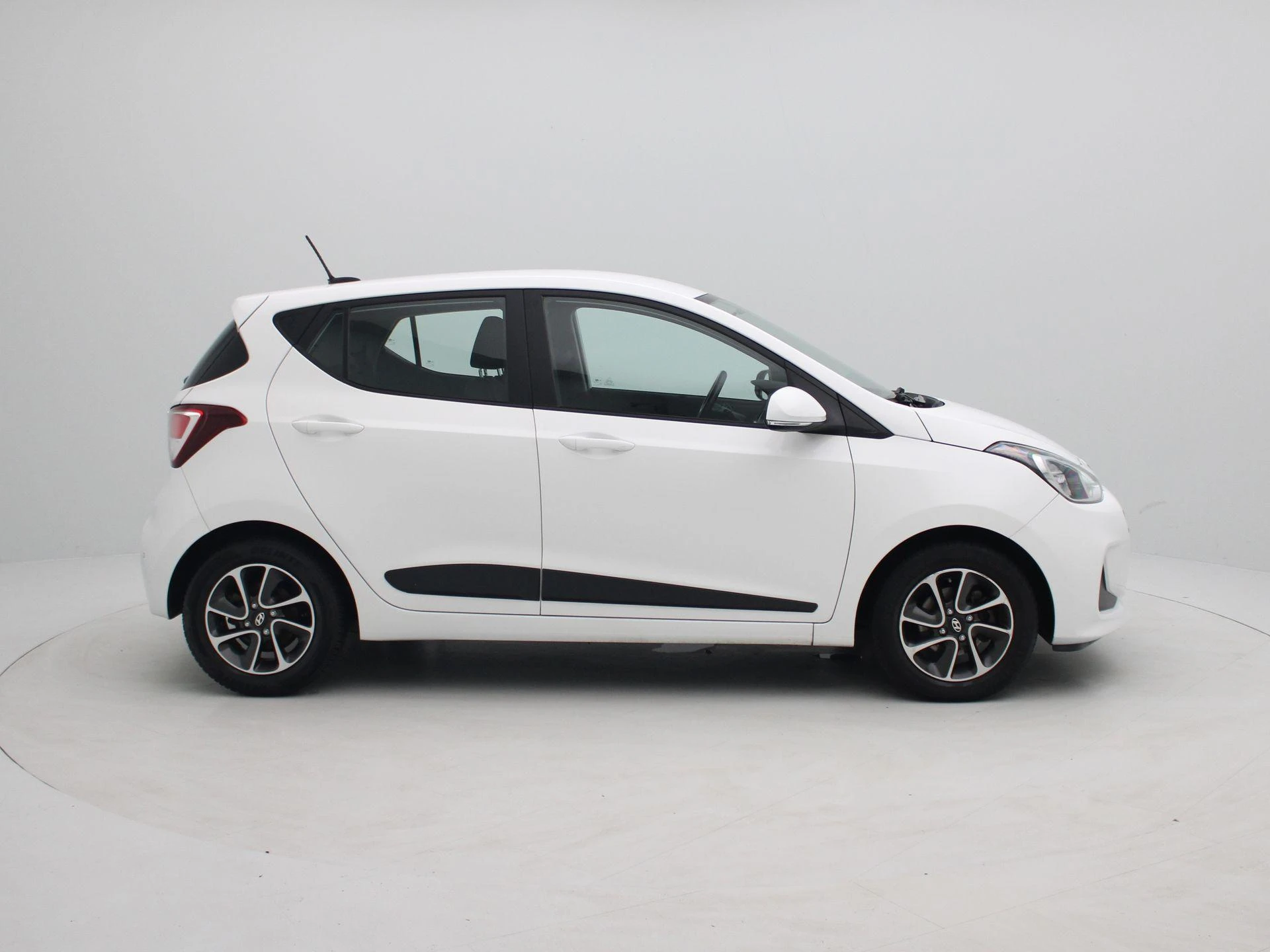 Hyundai-i10-image-5