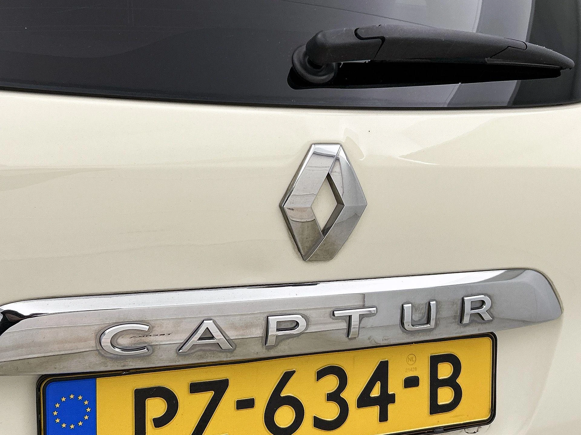 Renault-Captur-image-9