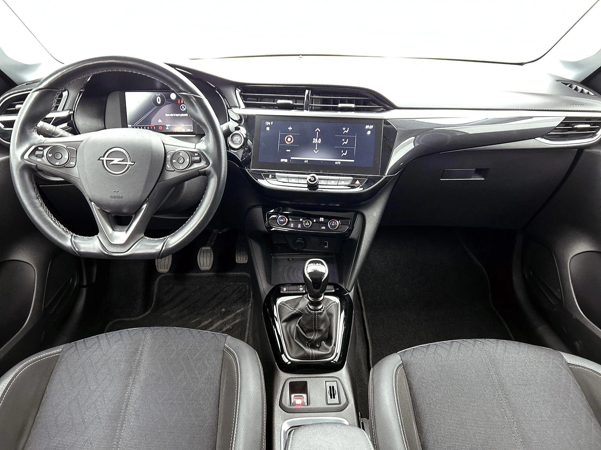 Opel-Corsa-image-20