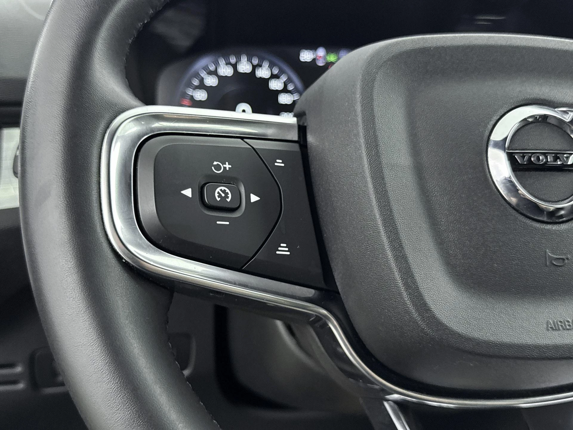 Volvo XC40 1.5 T5 Plug-in hybrid Plus Bright 263PK