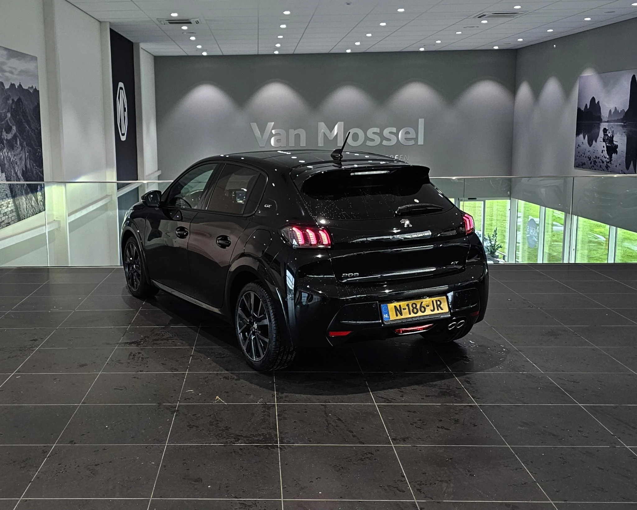 Peugeot-208-image-6