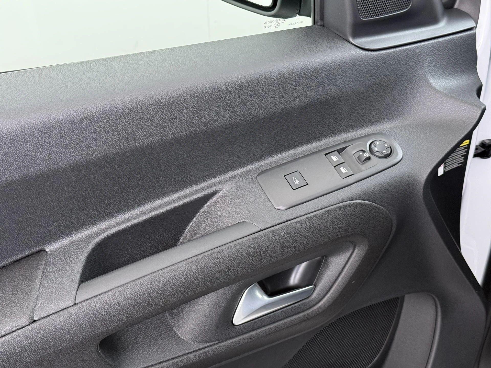 Opel-Combo-e-image-14