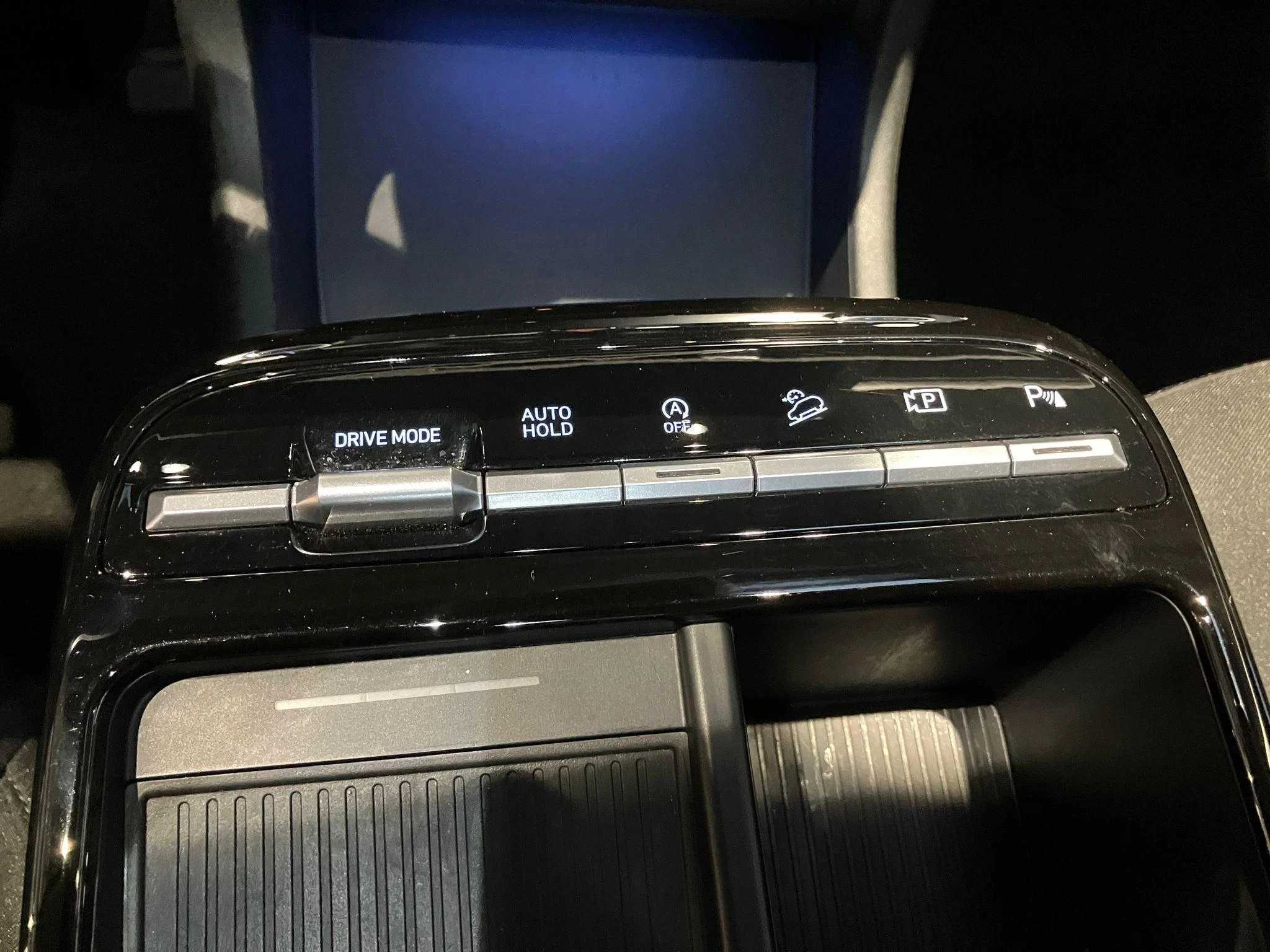 Hyundai-Tucson Hybrid-image-15