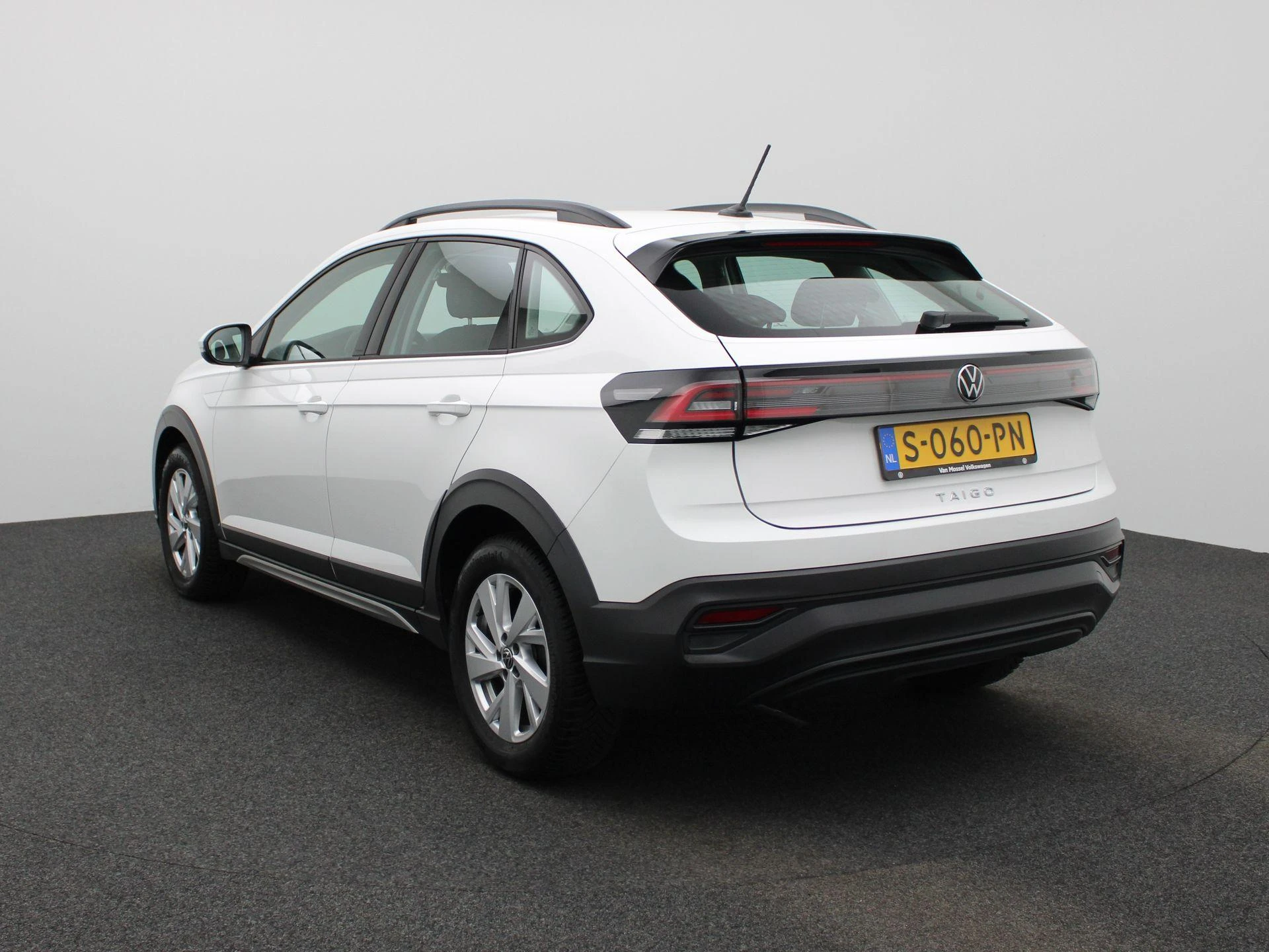 Volkswagen-Taigo-image-1