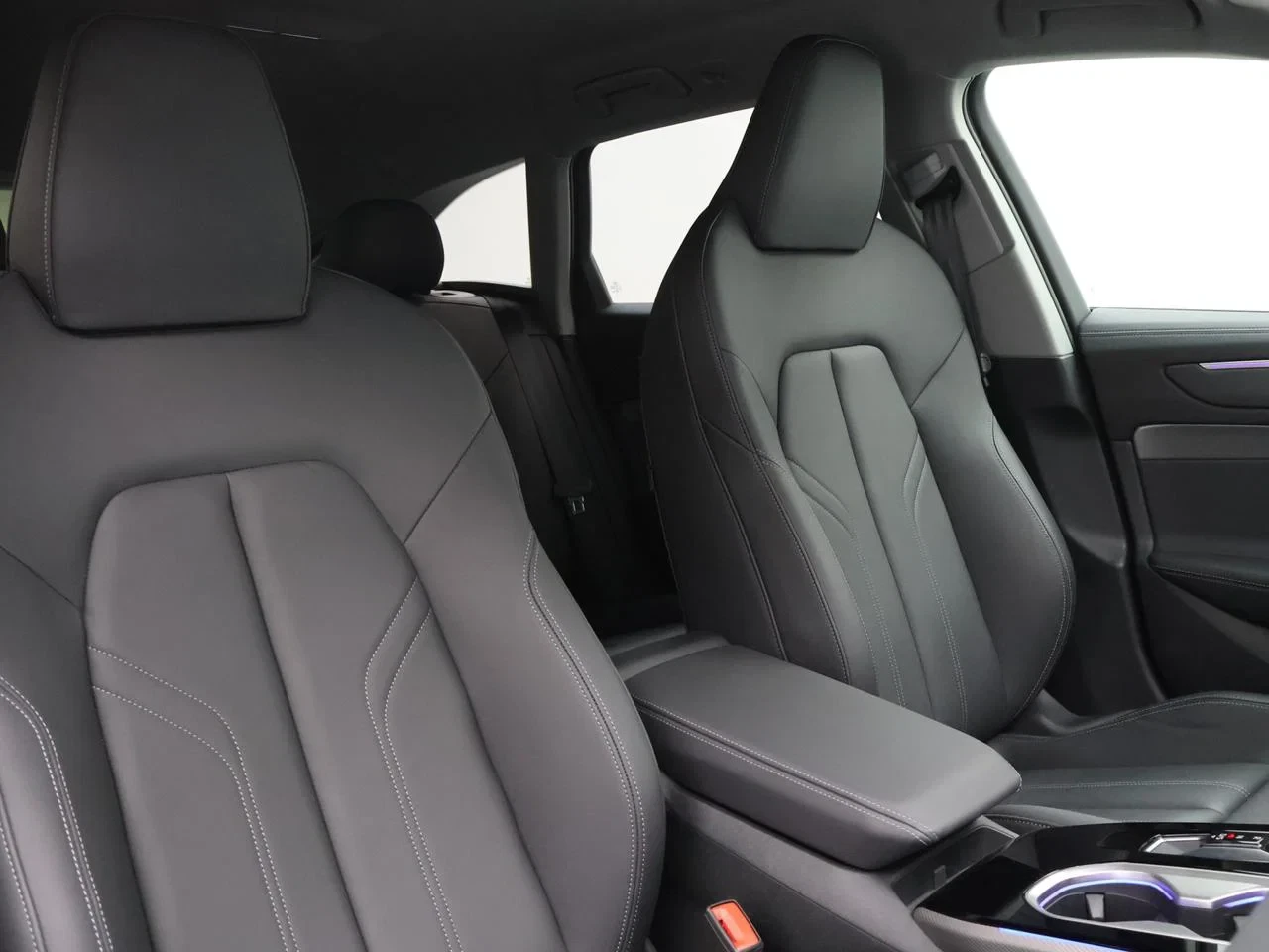 Audi A6 Avant 2.0TFSI Advanced 204PK *AUTOMAAT*LEDER*SPORTZETELS*CAMERA*CRUISE*MEMORY SEATS*PDC*NAVI*APP-CONNECT*...*