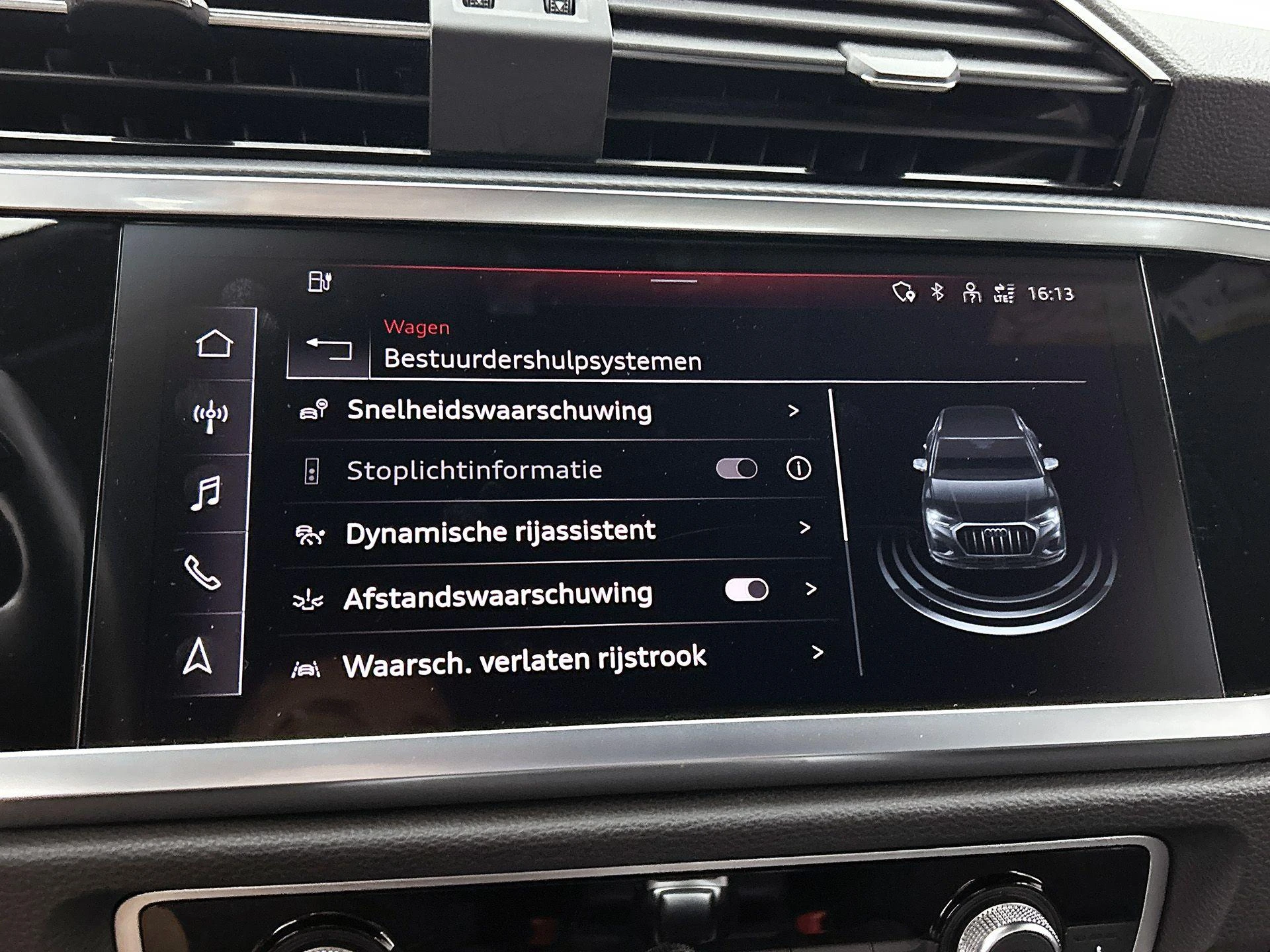 Audi-Q3-image-12
