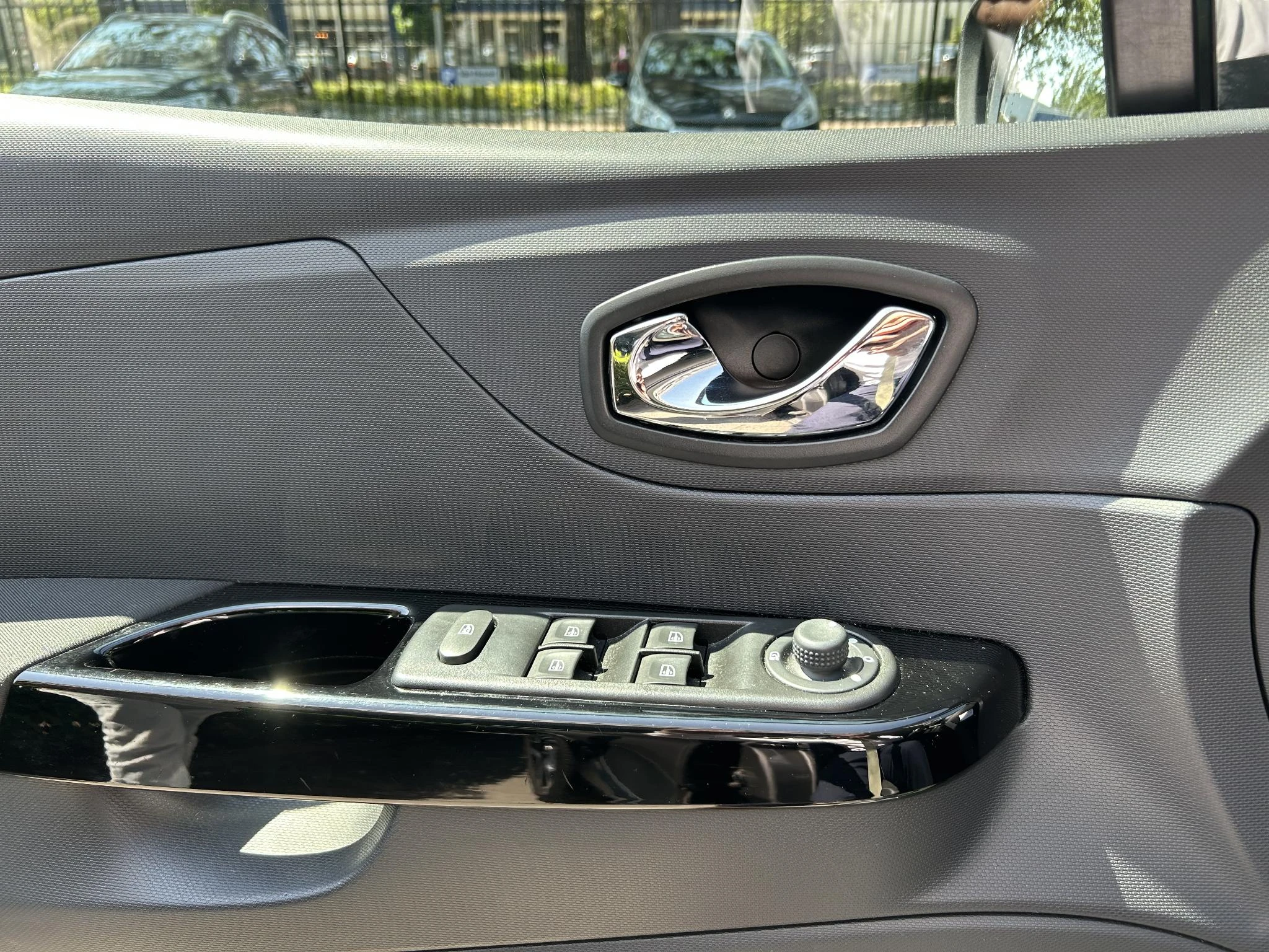 Renault-Captur-image-9