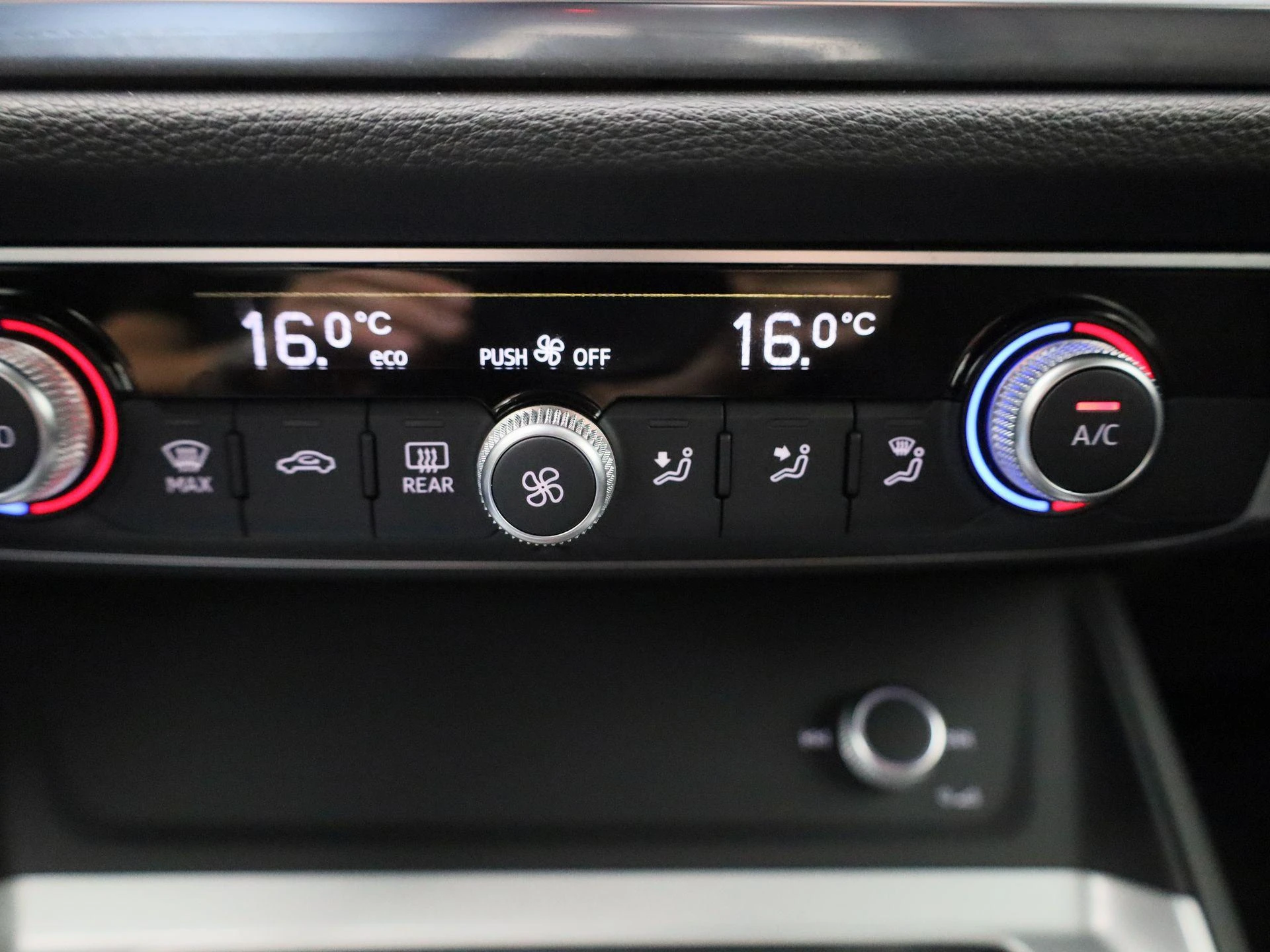 Audi-Q3-image-23