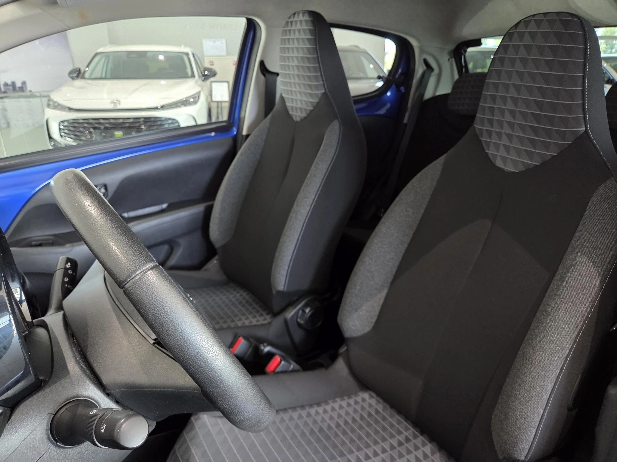 Peugeot-108-image-10