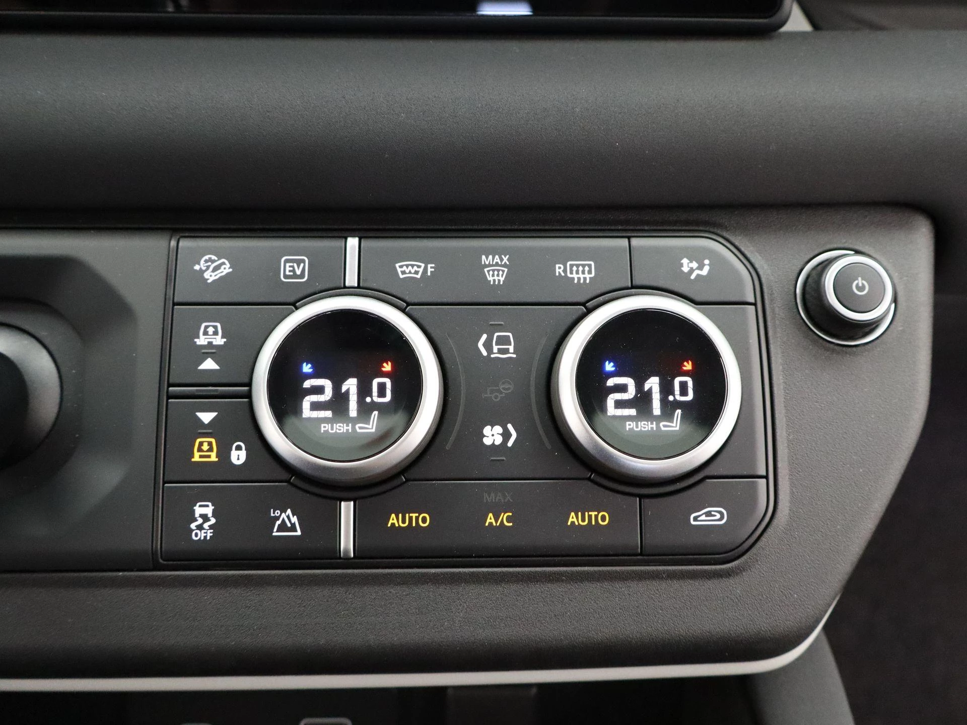 Land Rover Defender 110 P400e XS Edition