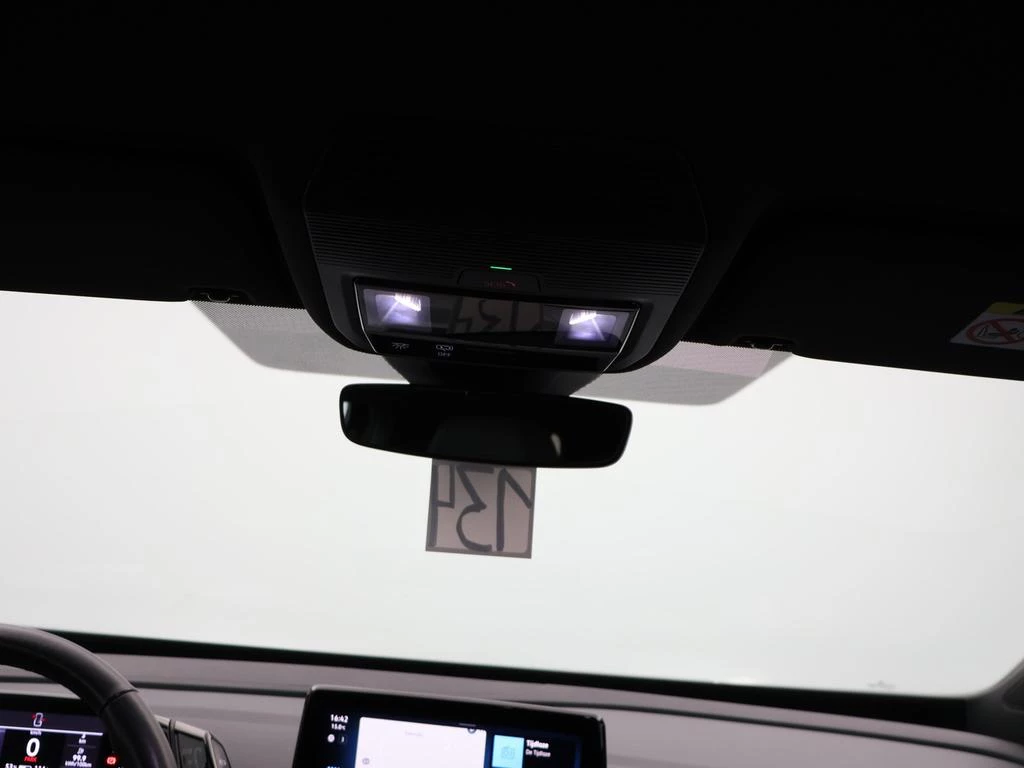Volkswagen ID.4 1st 204PK *ALCANTARA*LEDER*ACC*LANE-ASSIST*NAVI*CAMERA*ZETELVERWARMING*...*