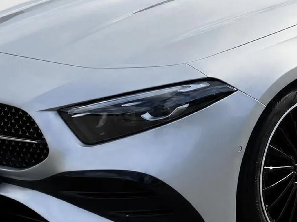 Mercedes-Benz-A-Klasse 220 d-image-4