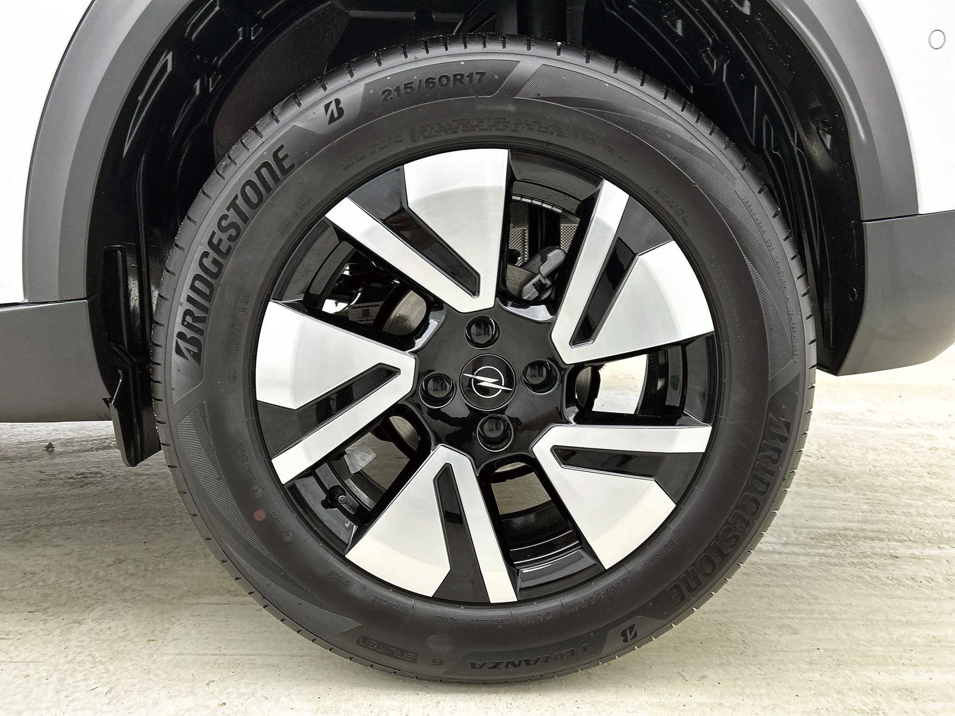 Opel-Frontera-image-36