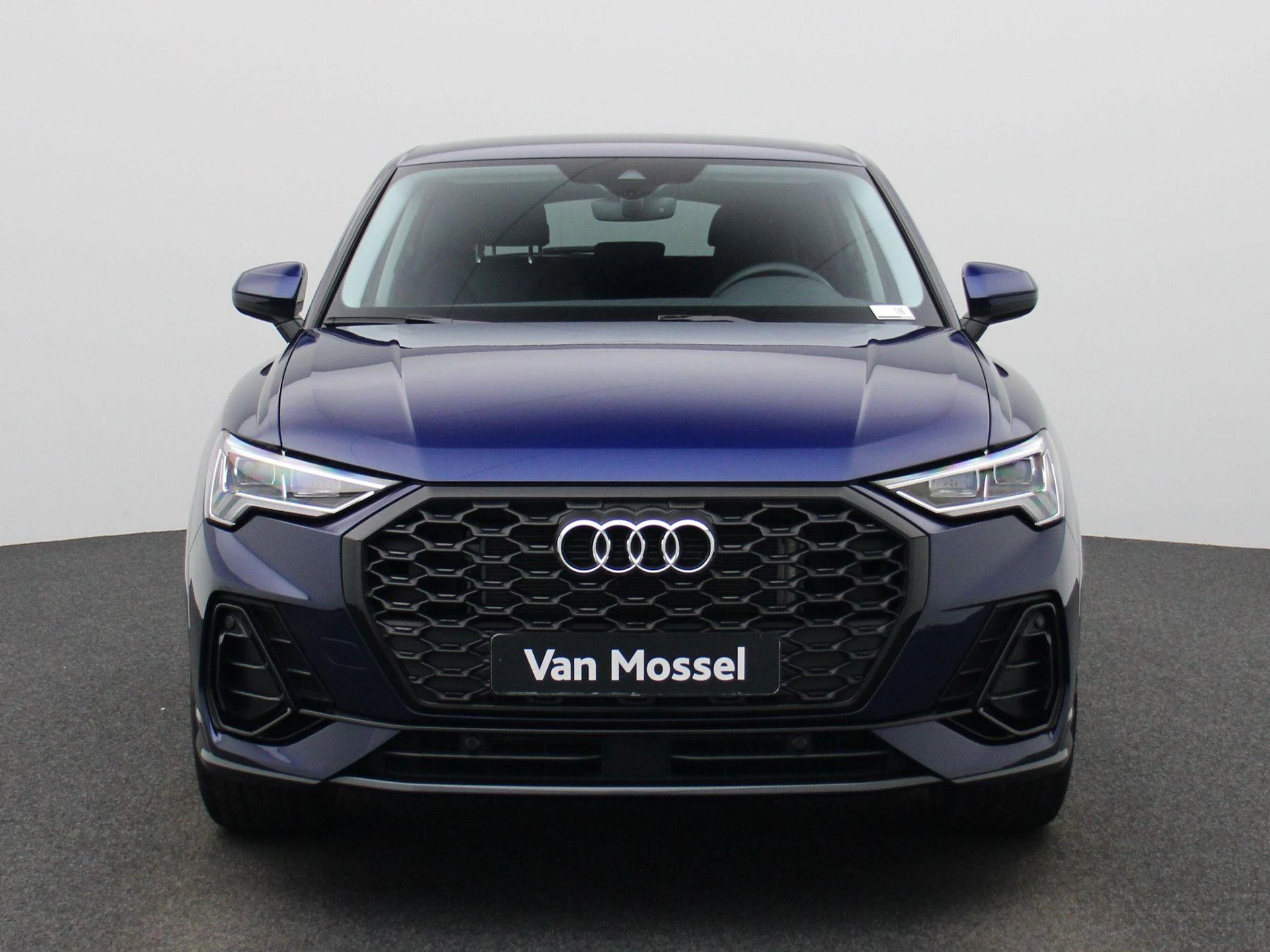 Audi-Q3-image-1
