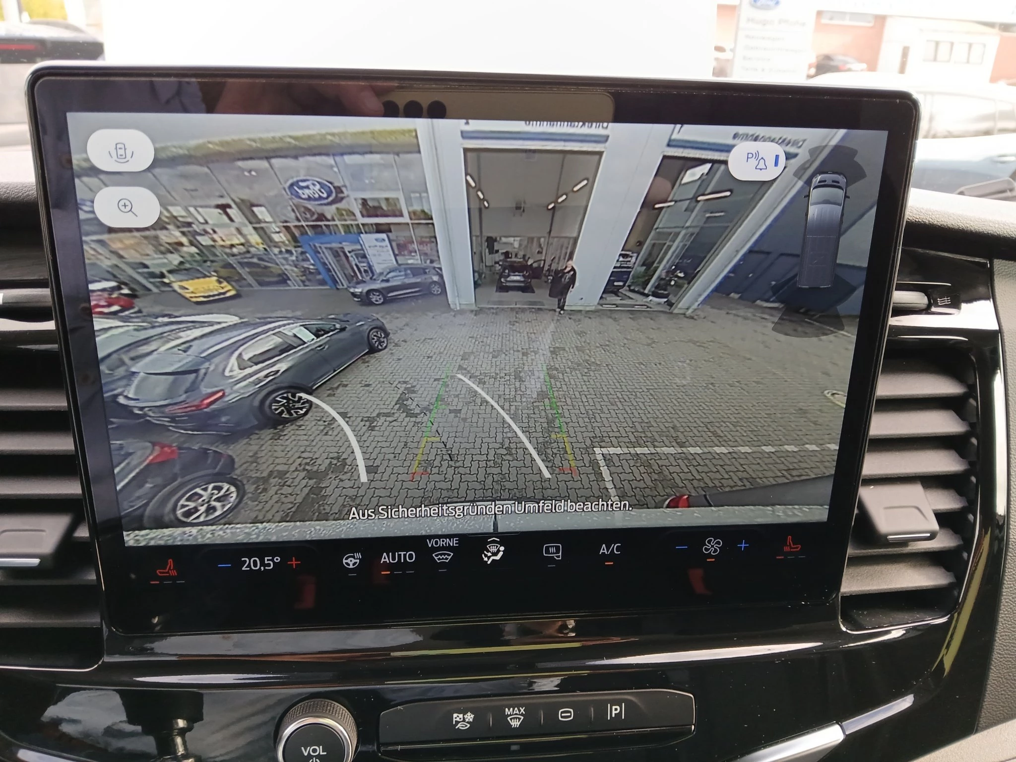 Ford-Transit-image-25