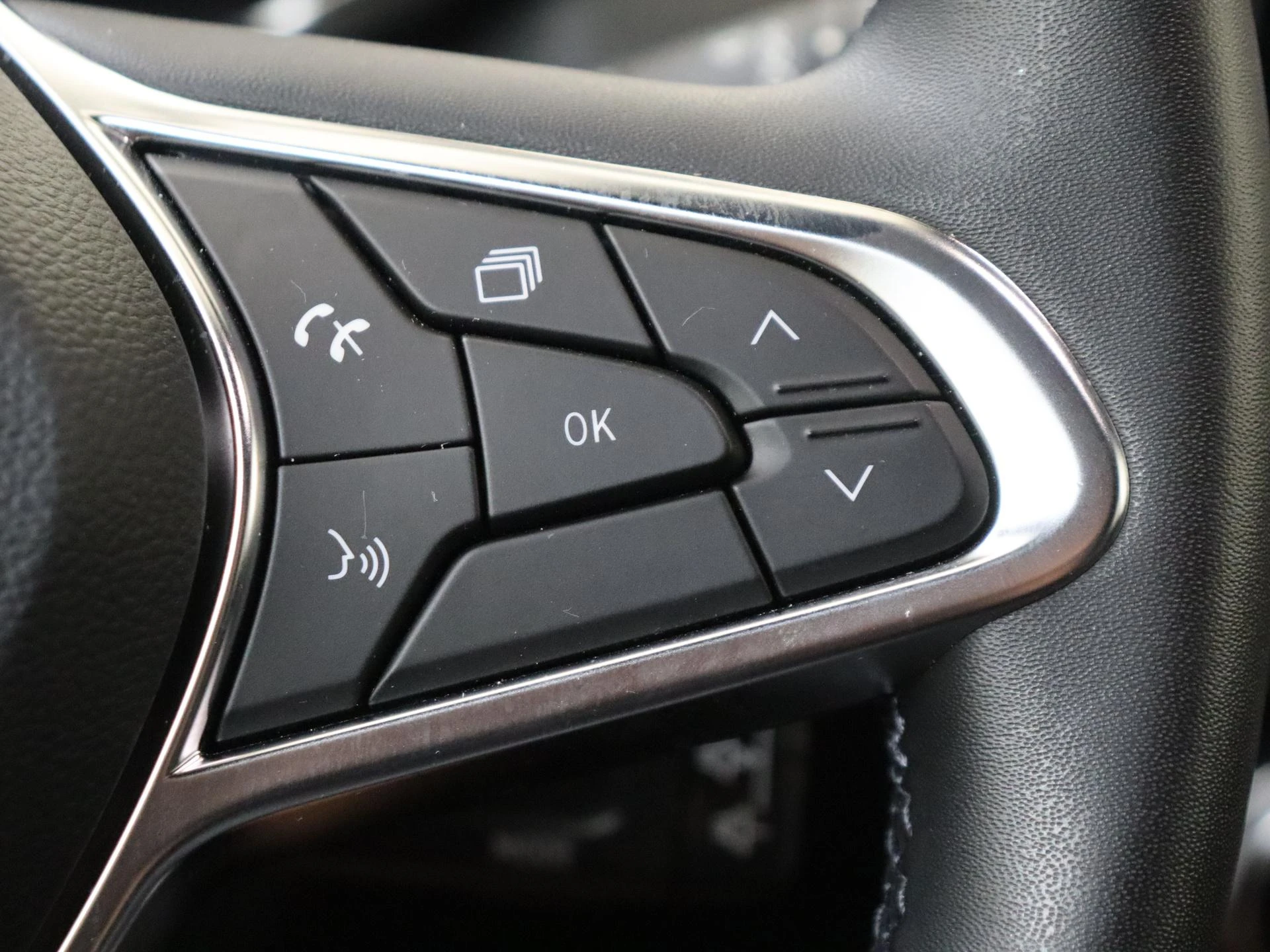 Renault Captur 1.6 E-Tech Hybrid 145 Rive Gauche