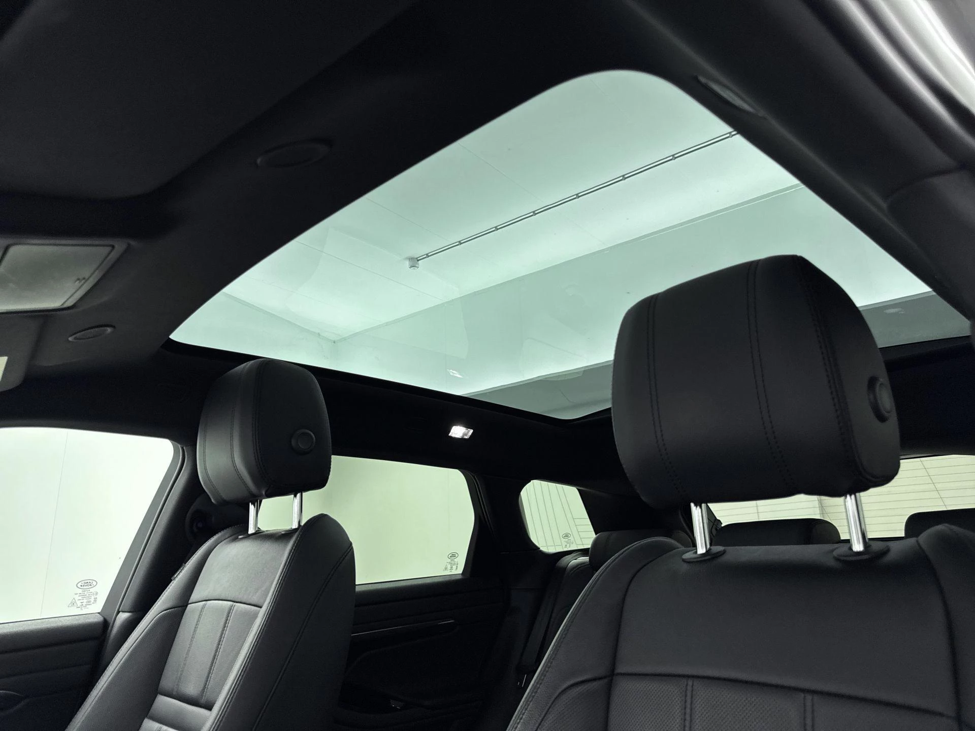 Land Rover Range Rover Evoque 1.5 P300e AWD R-Dynamic S