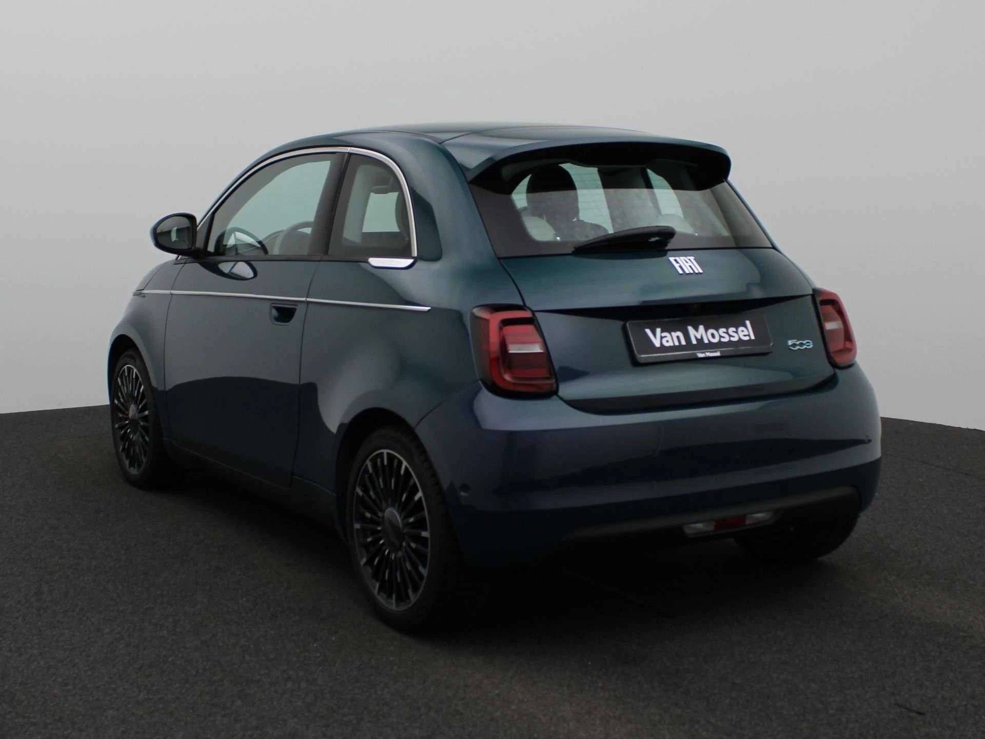 Fiat-500e-image-1