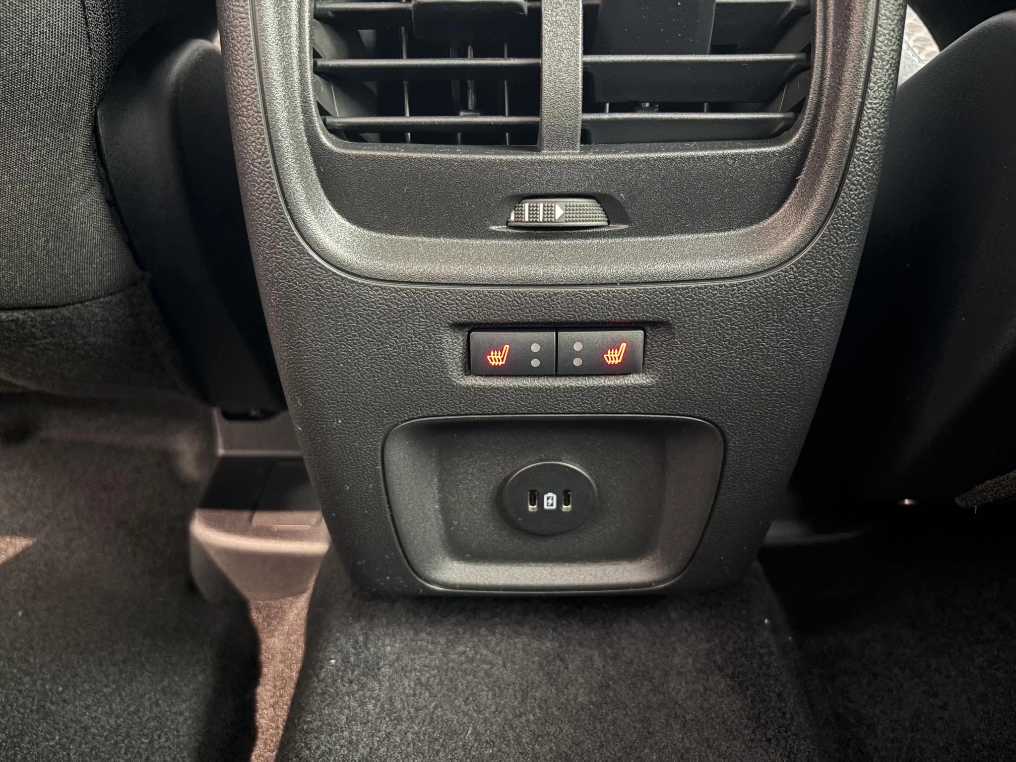 Ford-Kuga-image-23