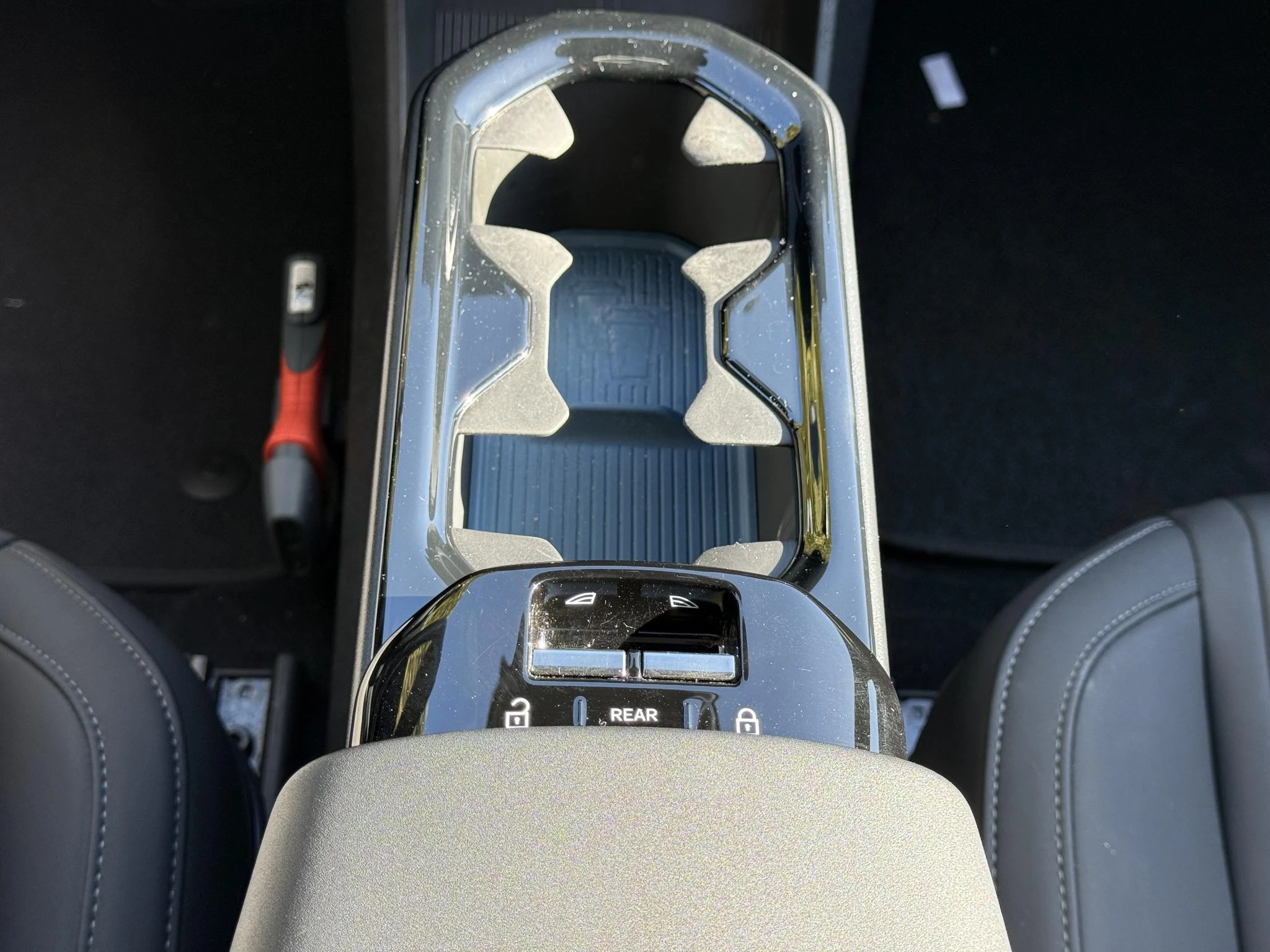 Volvo-EX30-image-23