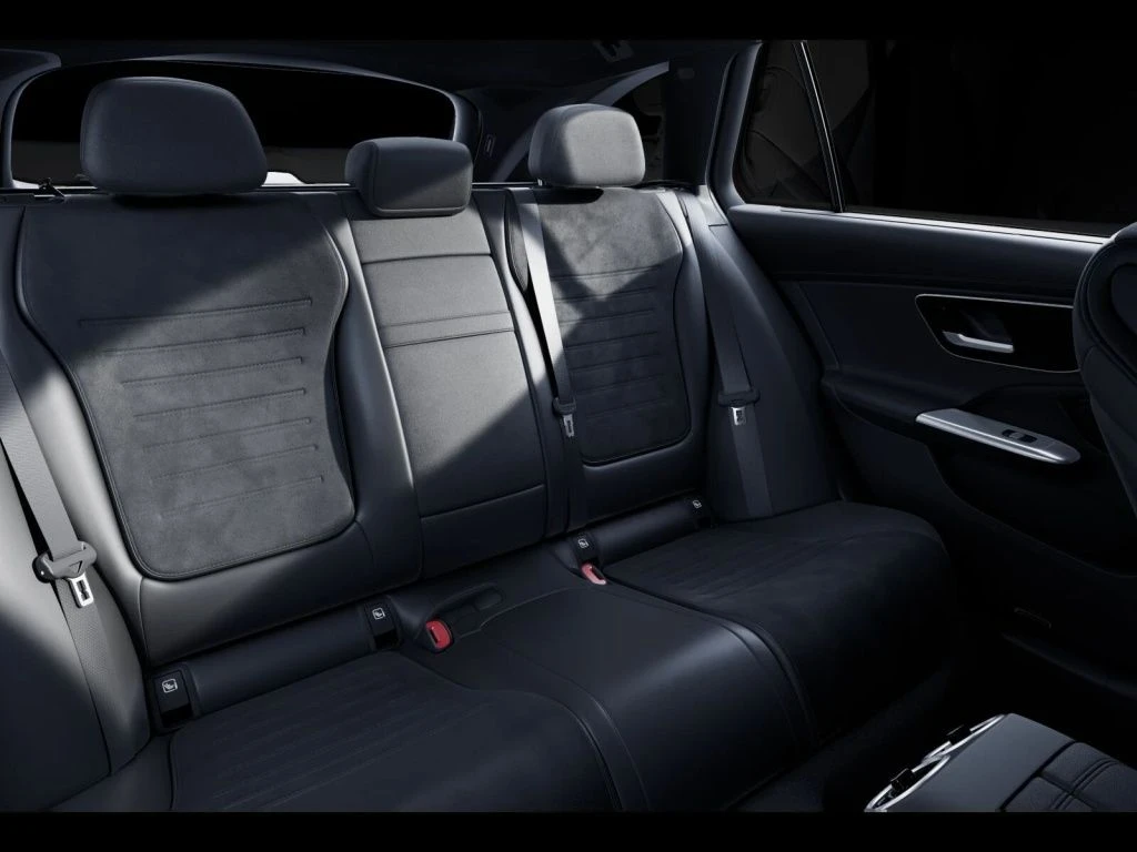 Mercedes-Benz-C-Klasse 220-image-11