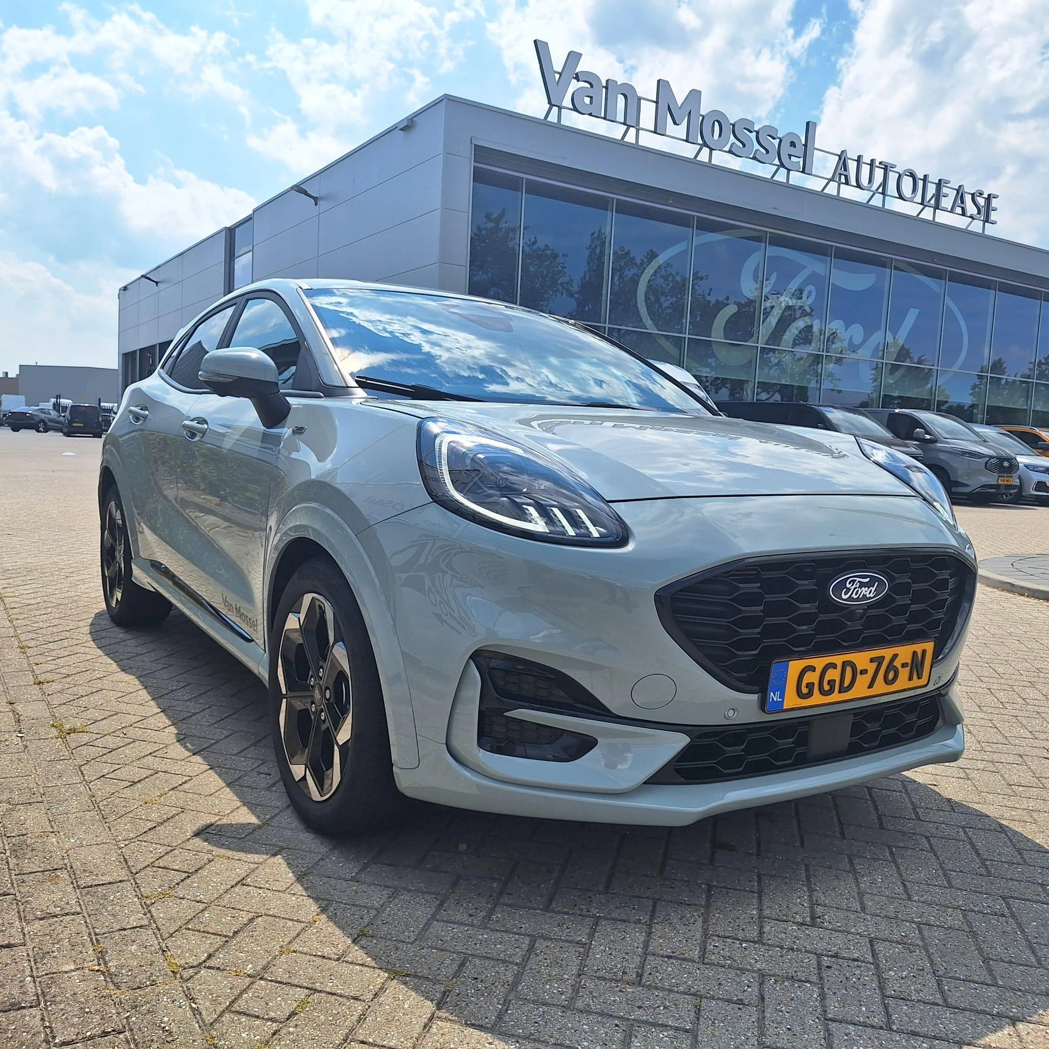 Ford Puma 1.0 EcoBoost Hybrid ST-Line X
