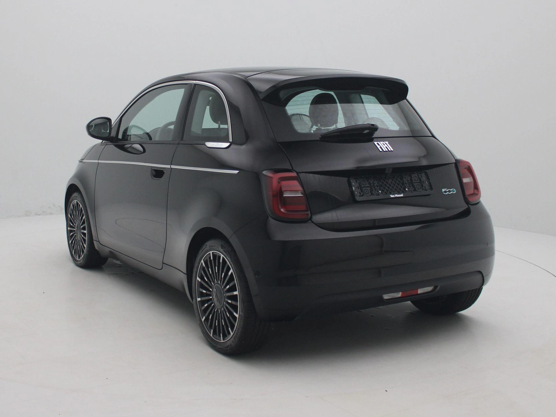 Fiat-500-image-1