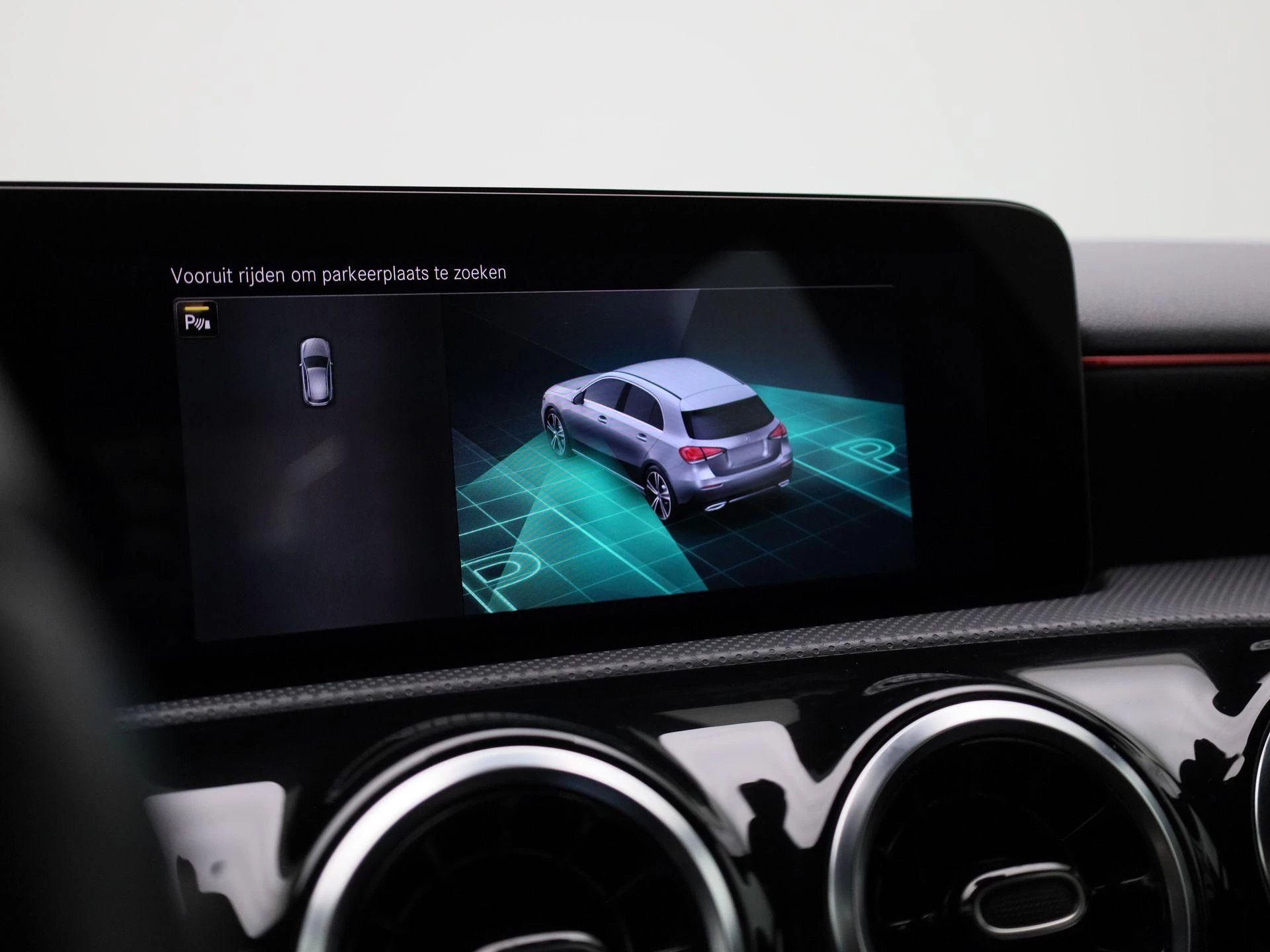 Mercedes-Benz A-Klasse 180 Business Solution AMG