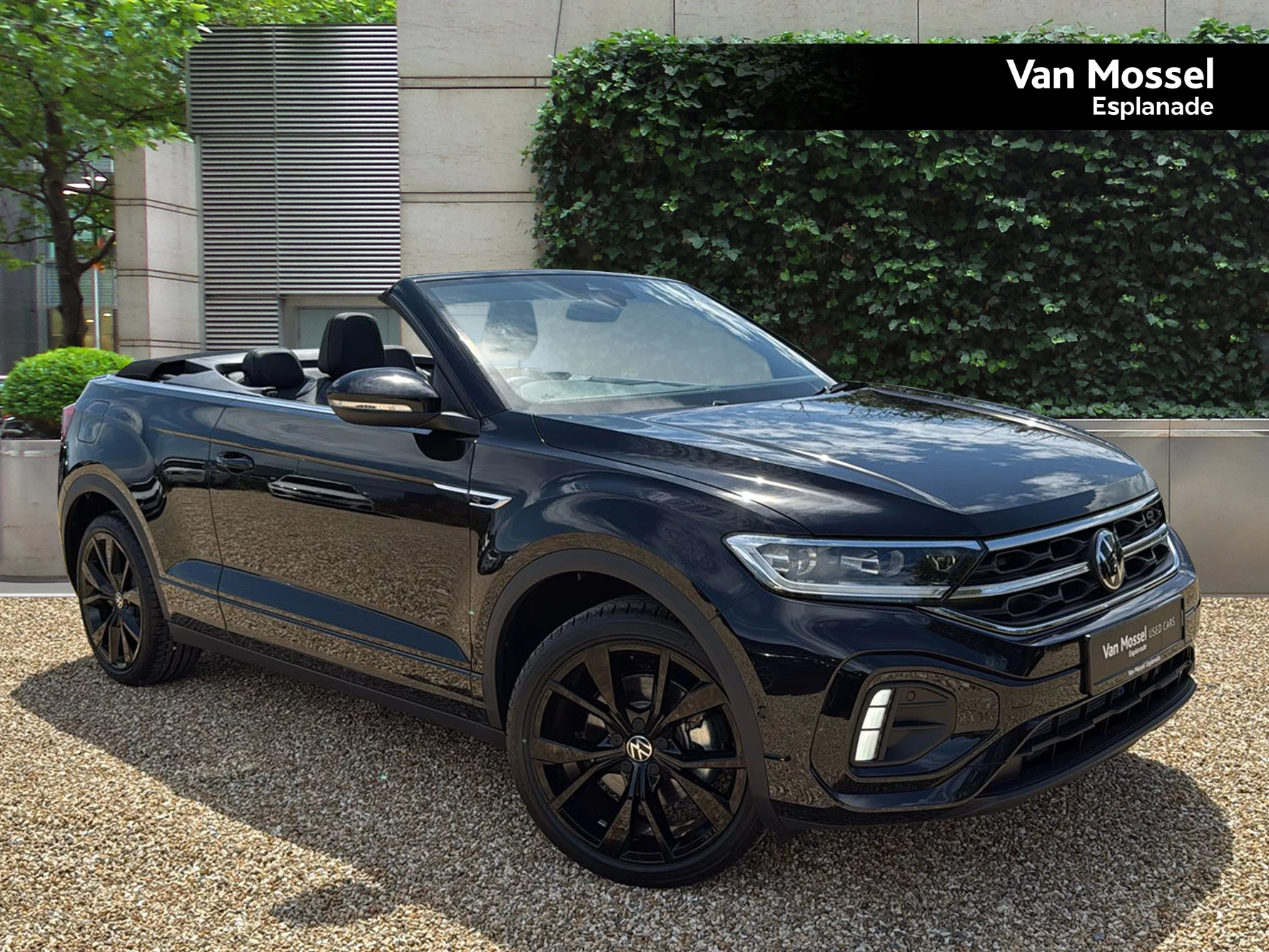 Volkswagen-T-Roc-image-0