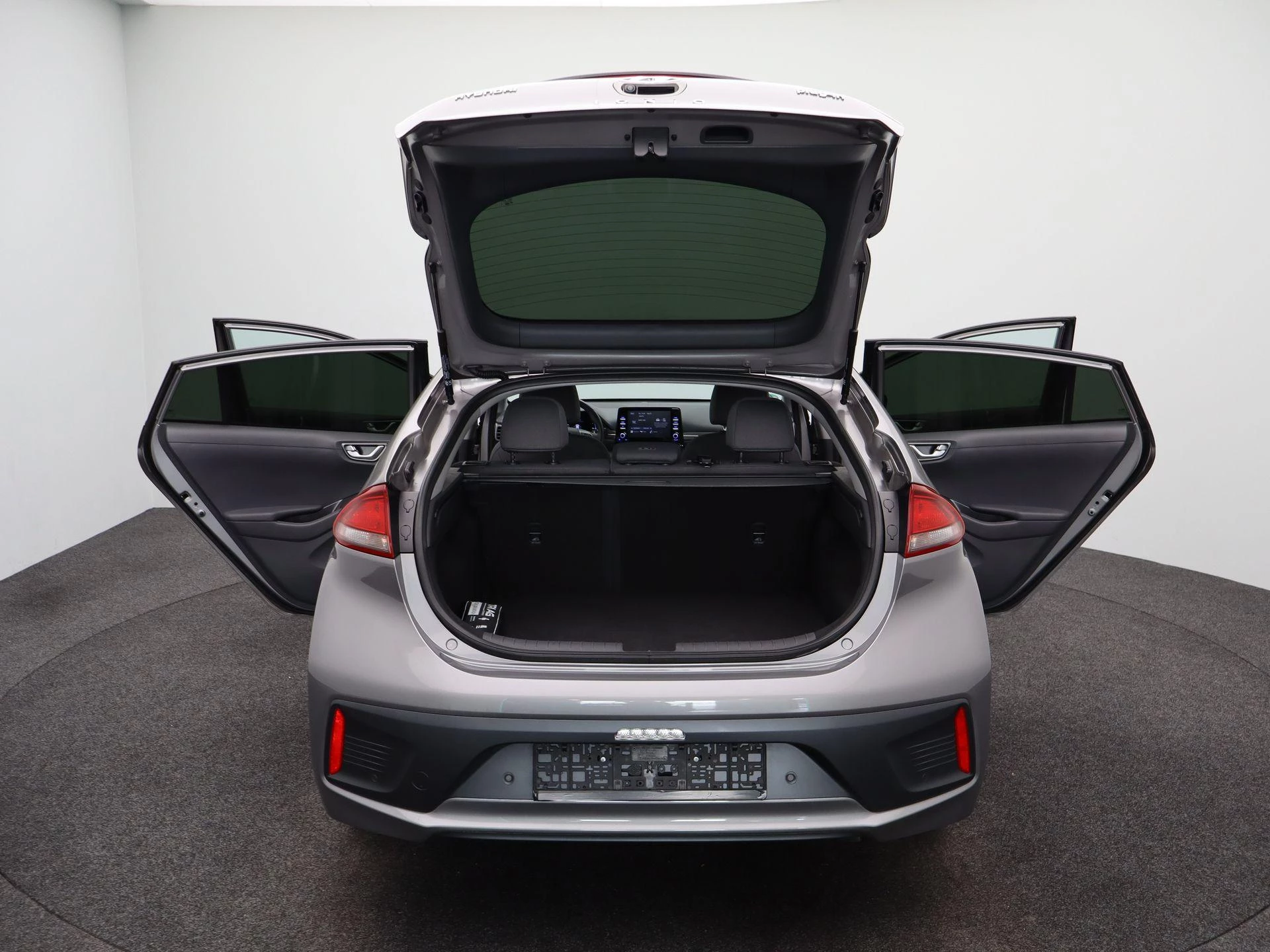 Hyundai-IONIQ-image-12