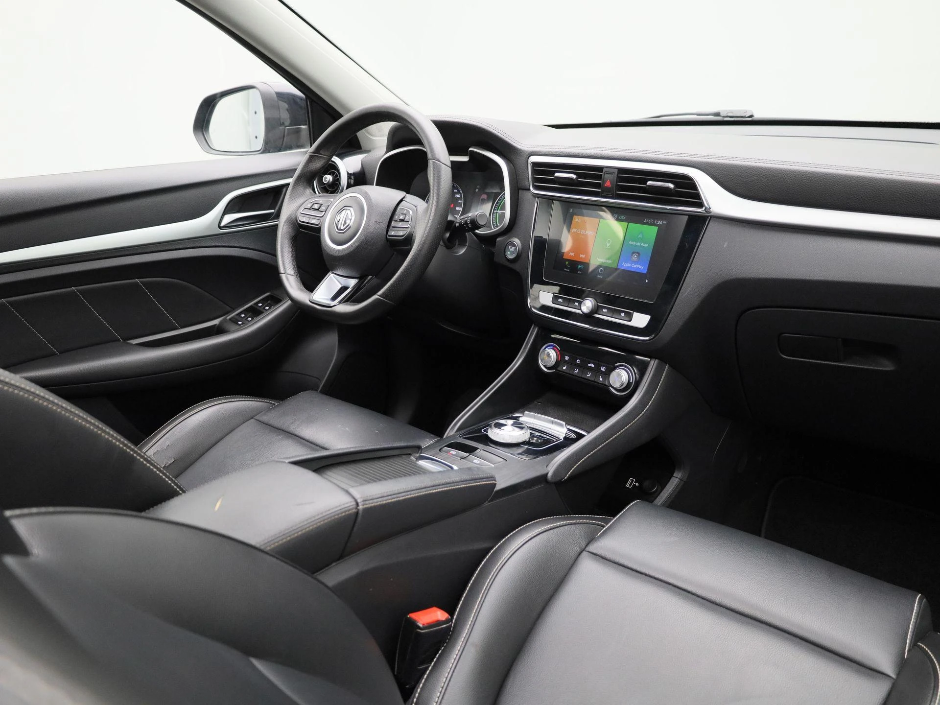 MG-ZS EV-image-37