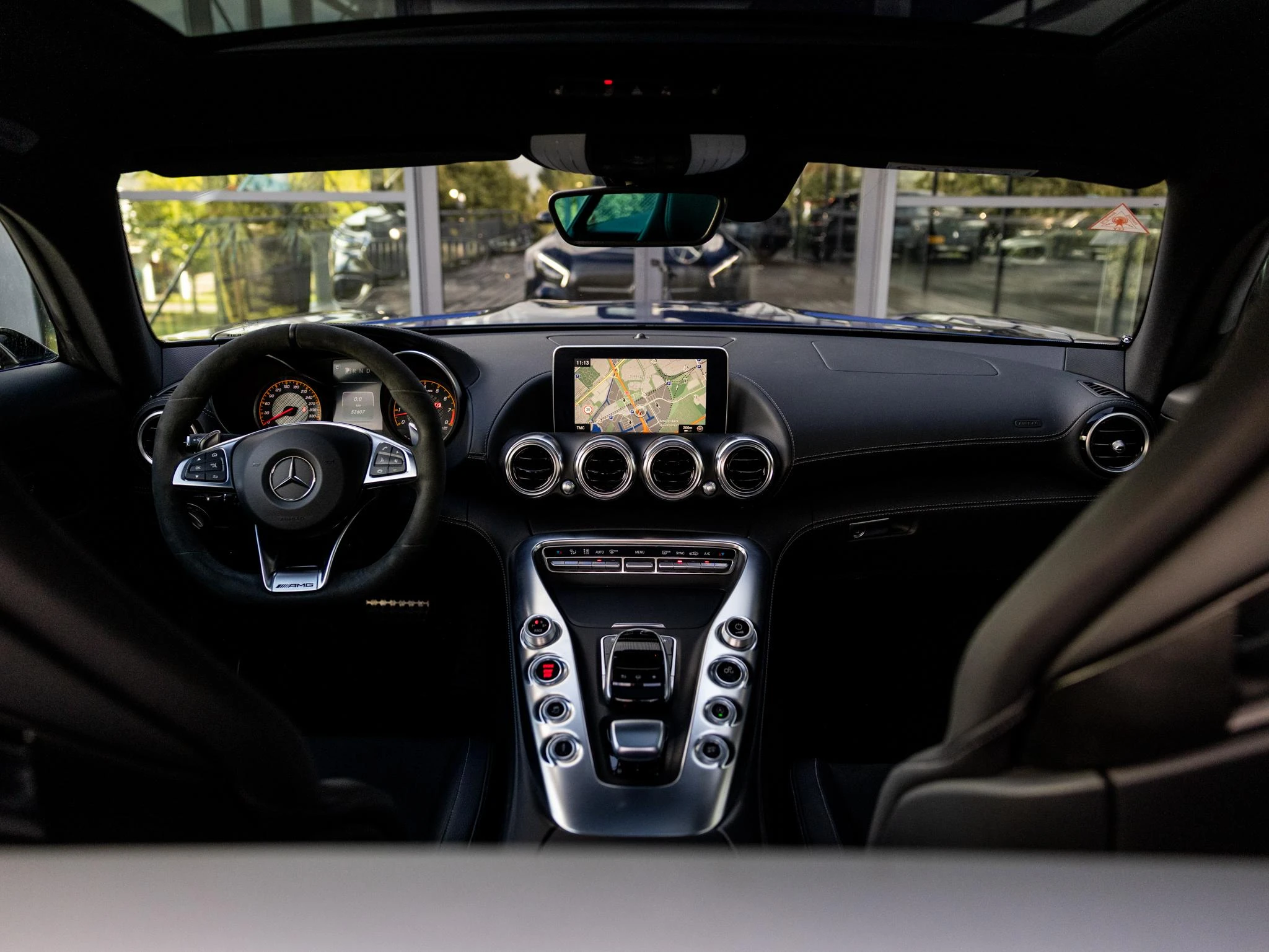 Mercedes-AMG-GT-image-20