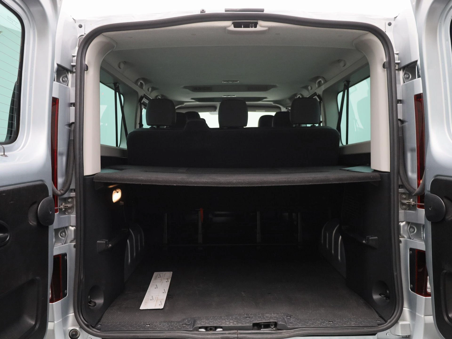 Renault-Trafic-image-12
