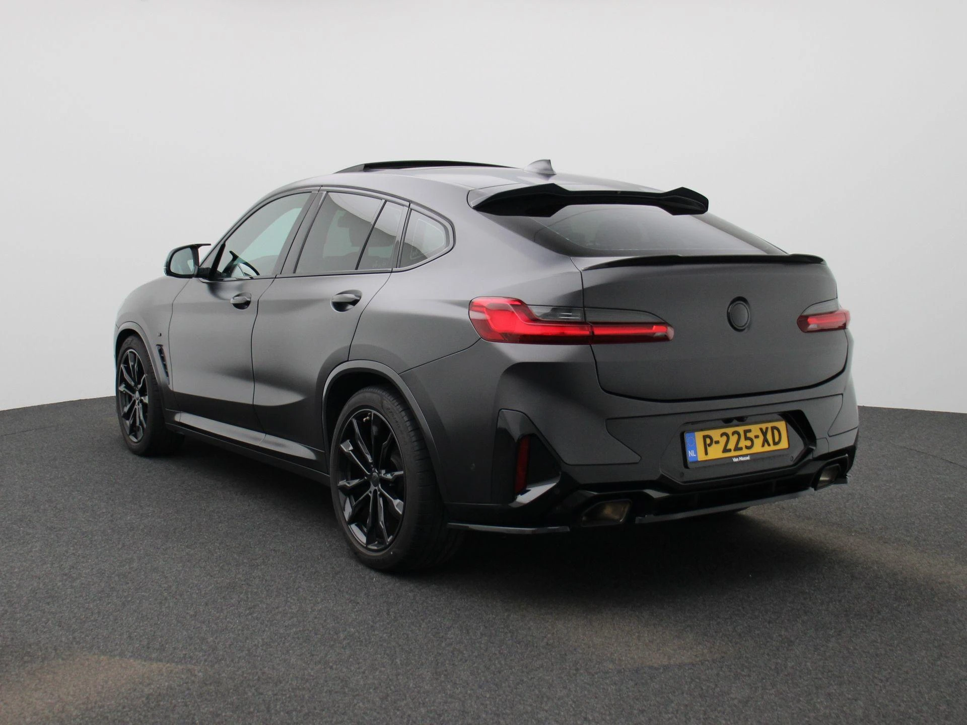 BMW-X4-image-1