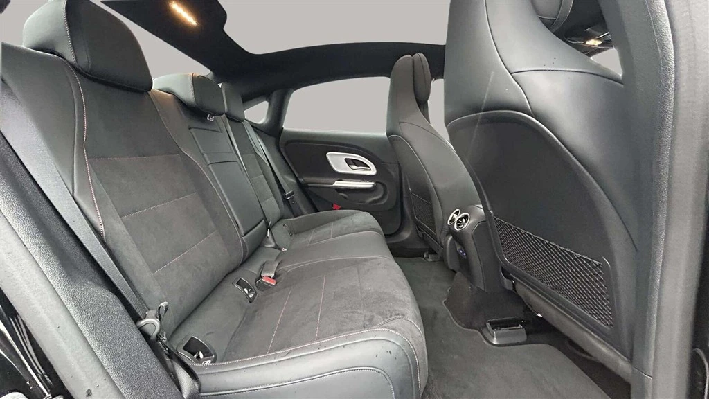 Mercedes-Benz-CLA-image-18