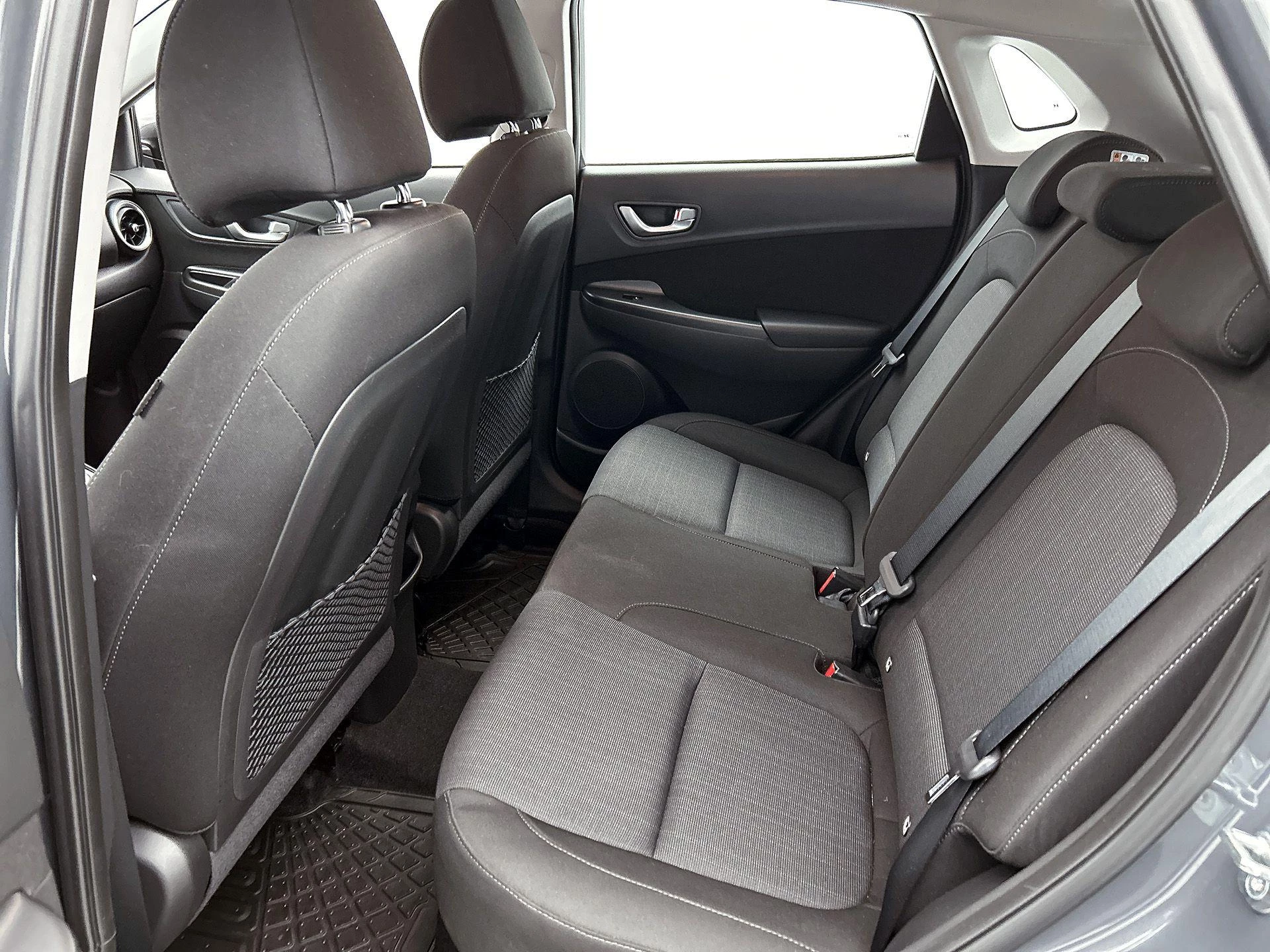 Hyundai-Kona-image-26
