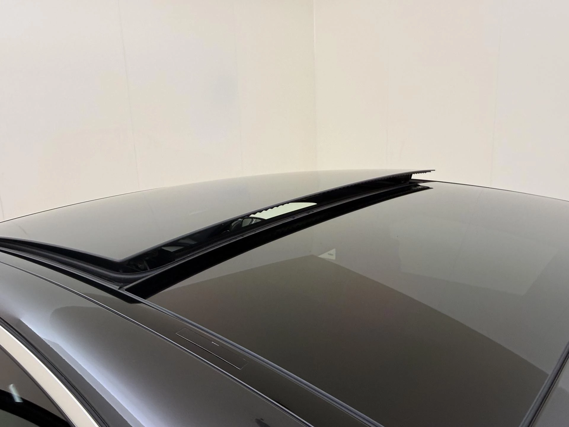 Mercedes-Benz-E-Klasse-image-27