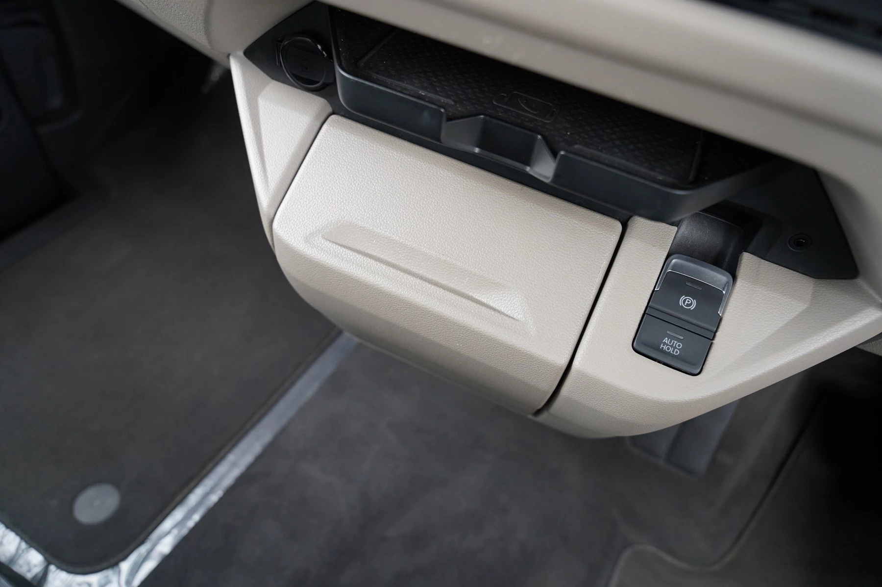Volkswagen-California-image-56