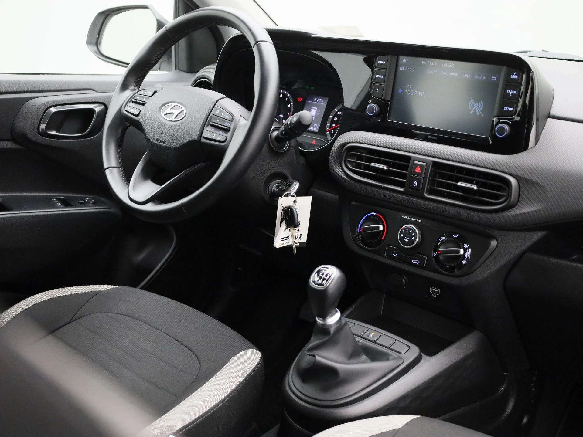 Hyundai-i10-image-31